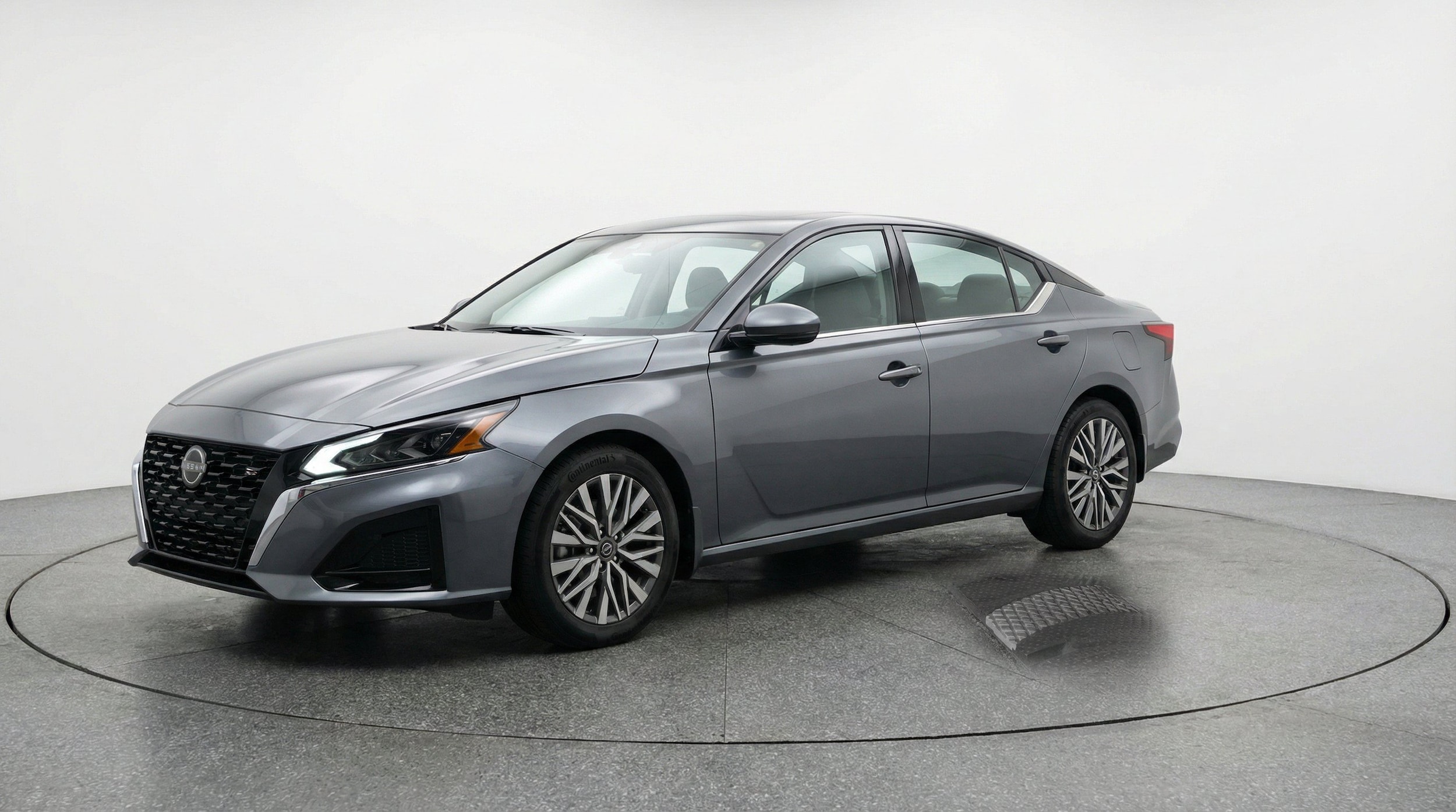 Thumbnail: 2025 Nissan Altima - 3