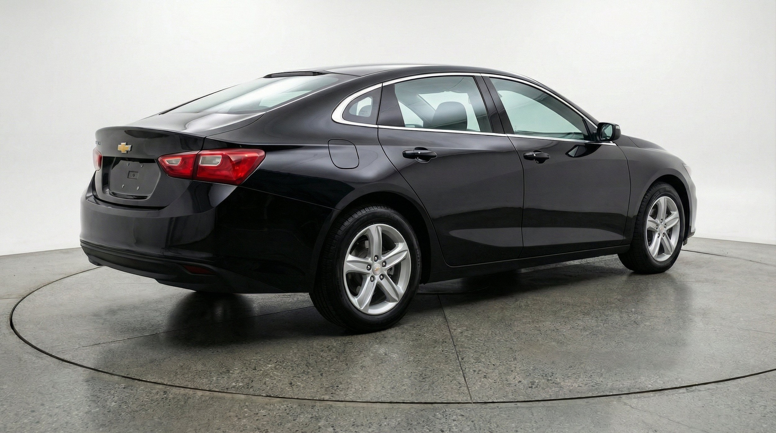 Thumbnail: 2024 Chevrolet Malibu - 9
