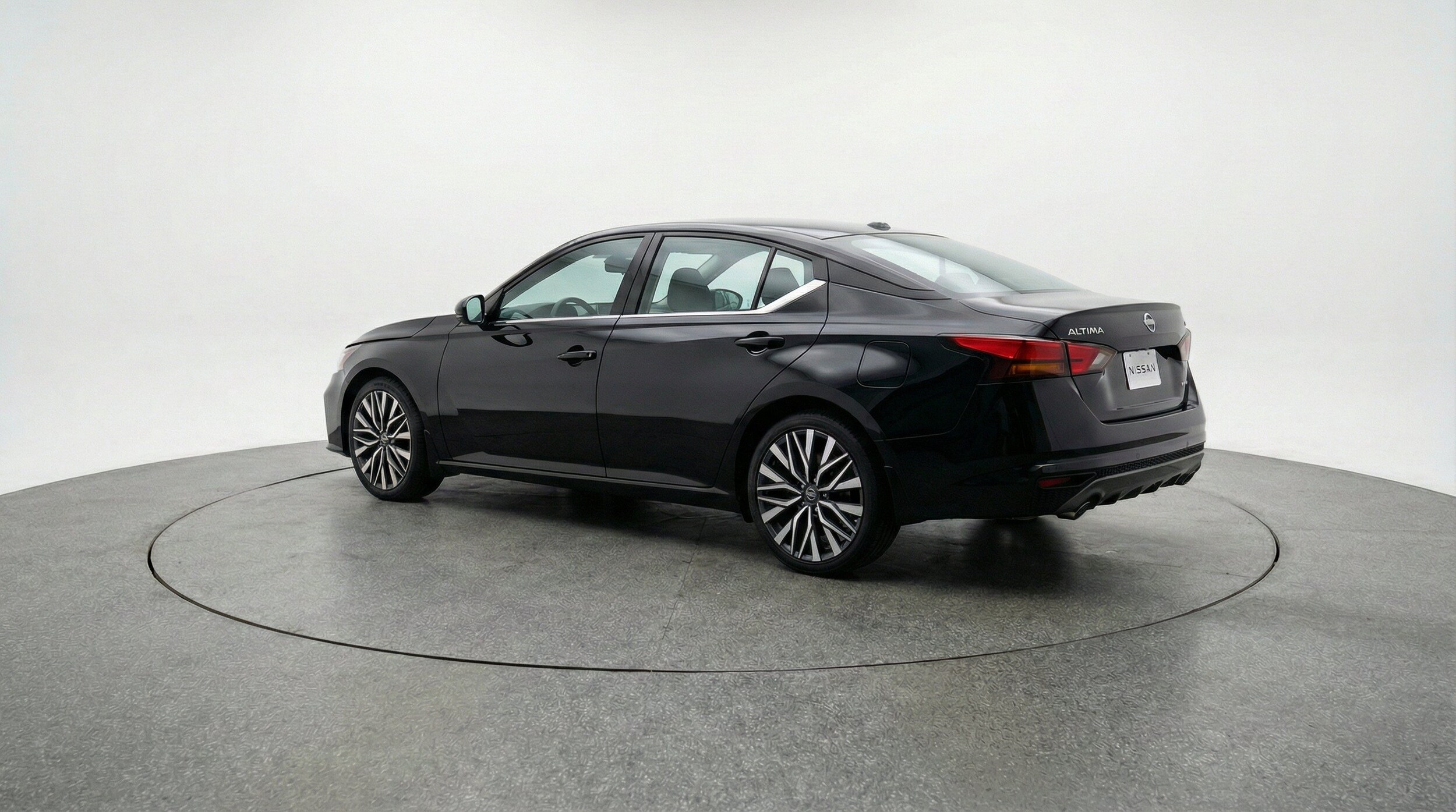 Thumbnail: 2025 Nissan Altima - 6