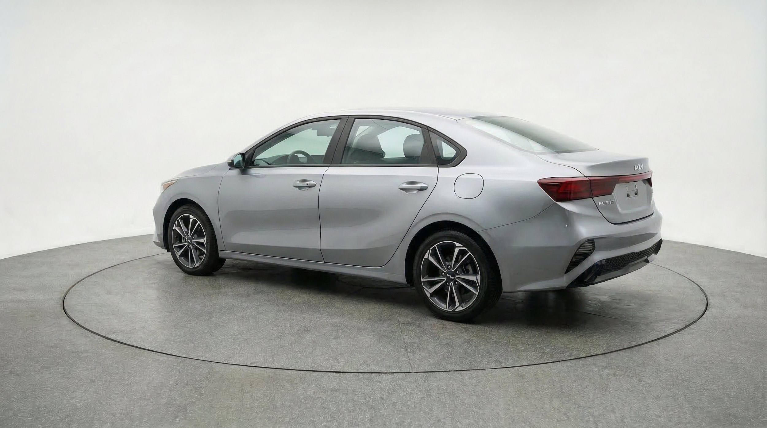 Thumbnail: 2024 Kia Forte - 6