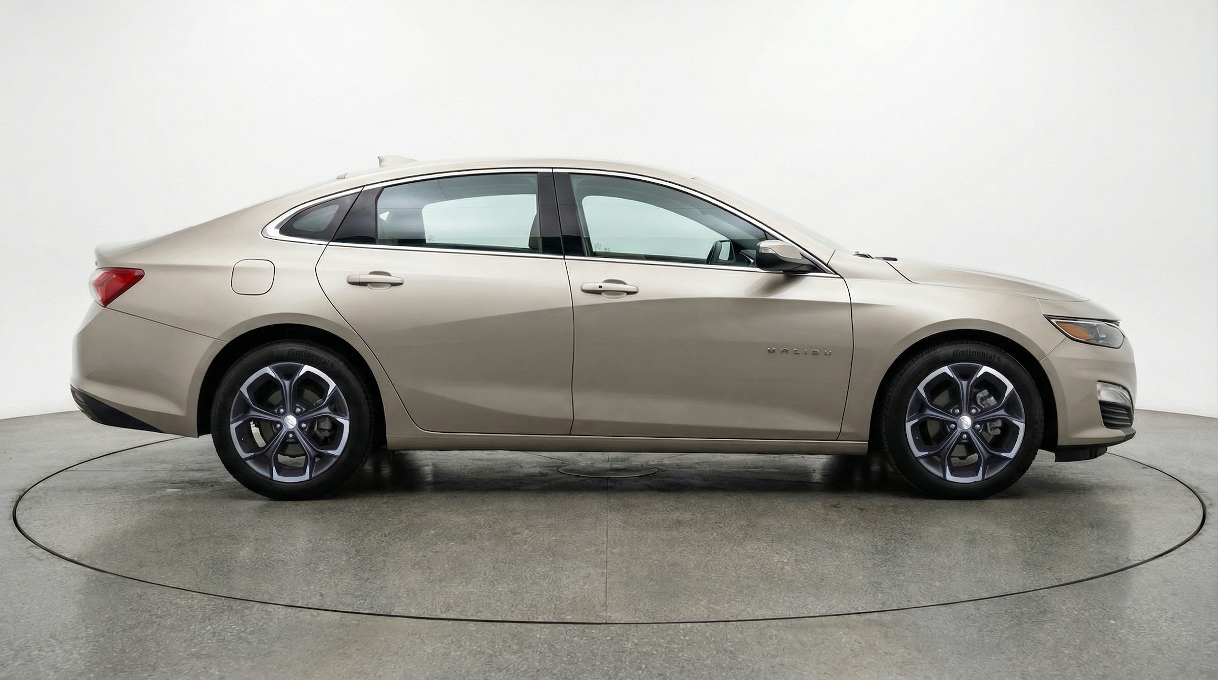 Thumbnail: 2024 Chevrolet Malibu - 8