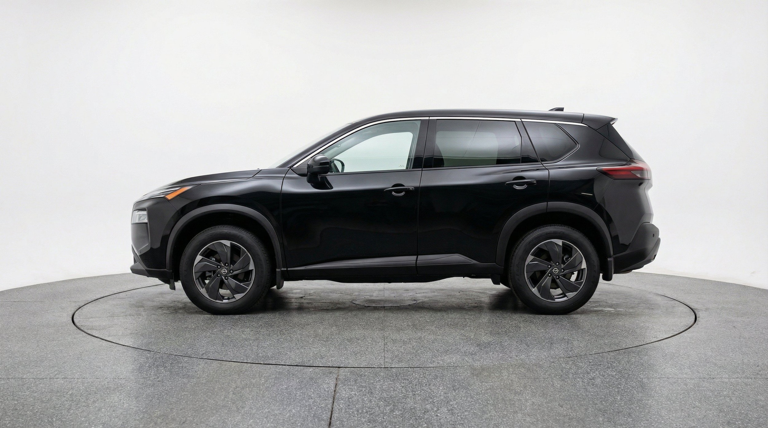 Thumbnail: 2025 Nissan Rogue - 5