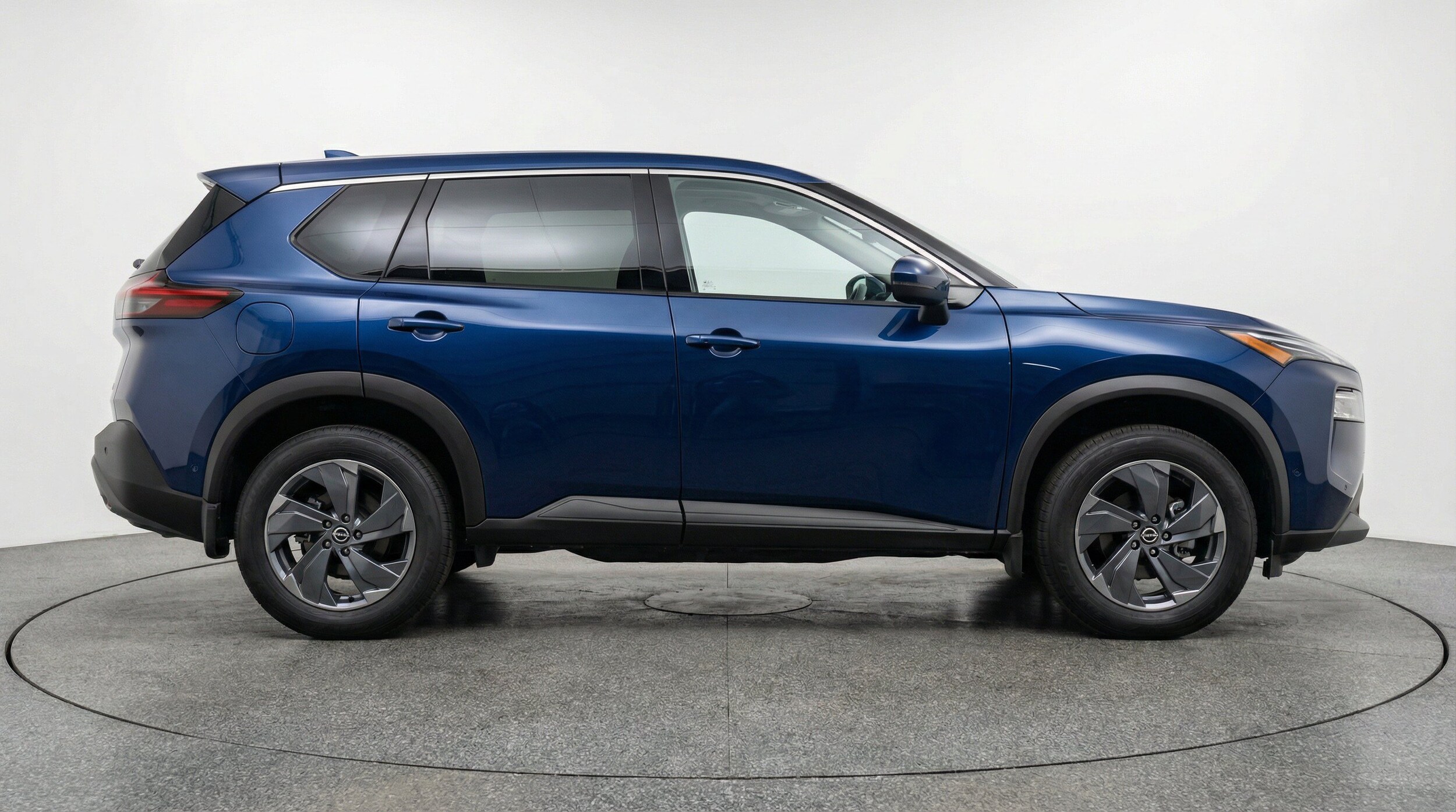 Thumbnail: 2025 Nissan Rogue - 10