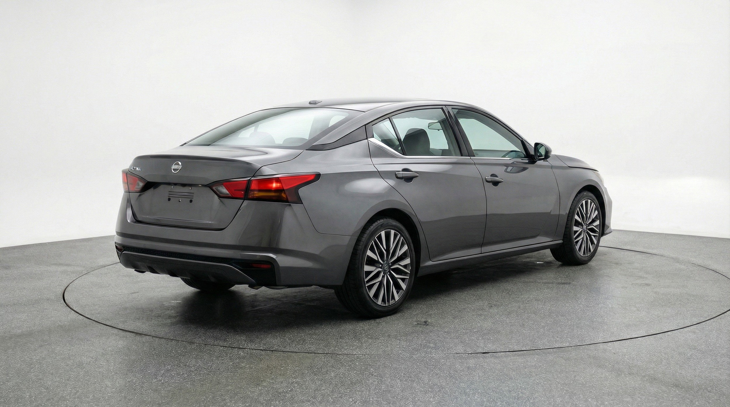 Thumbnail: 2025 Nissan Altima - 9
