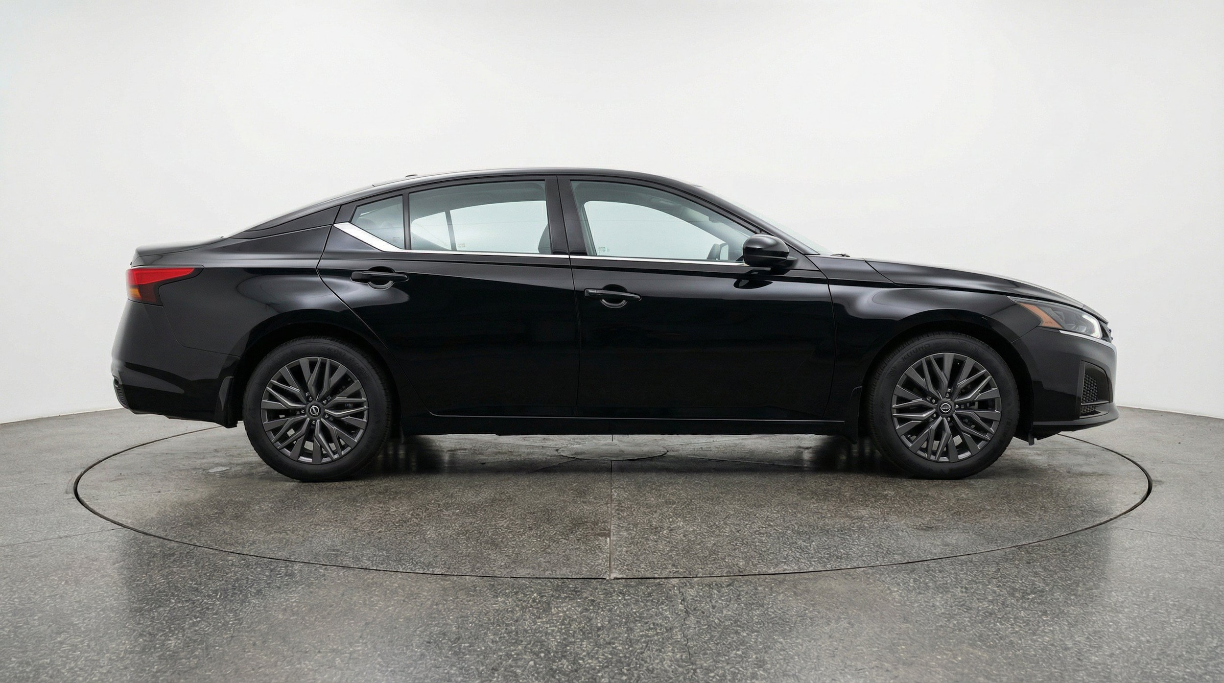 Thumbnail: 2025 Nissan Altima - 11