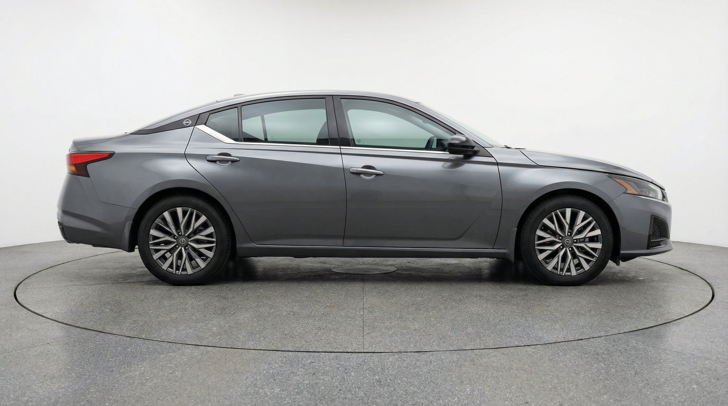 Thumbnail: 2025 Nissan Altima - 11
