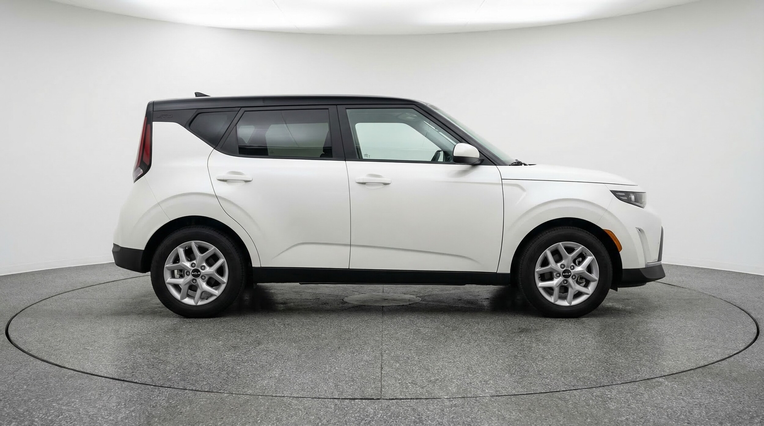 Thumbnail: 2025 Kia Soul - 8