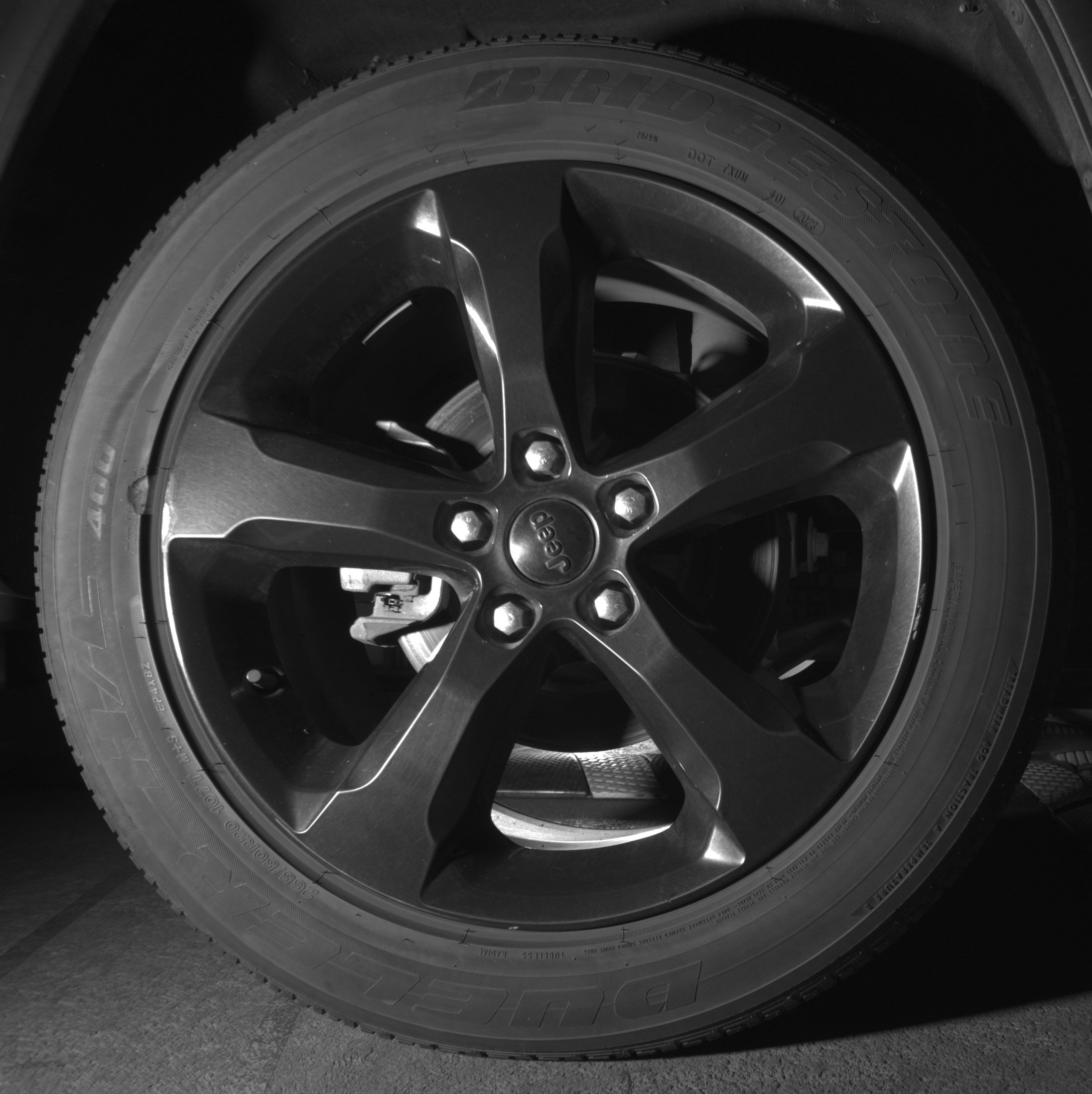 Thumbnail: 2023 Jeep Grand Cherokee - 12