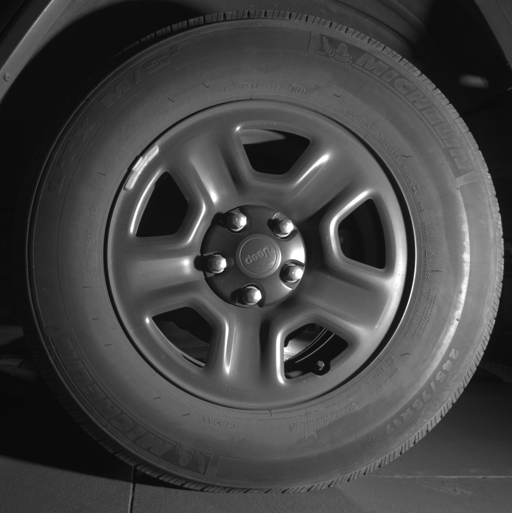 Thumbnail: 2023 Jeep Wrangler - 11