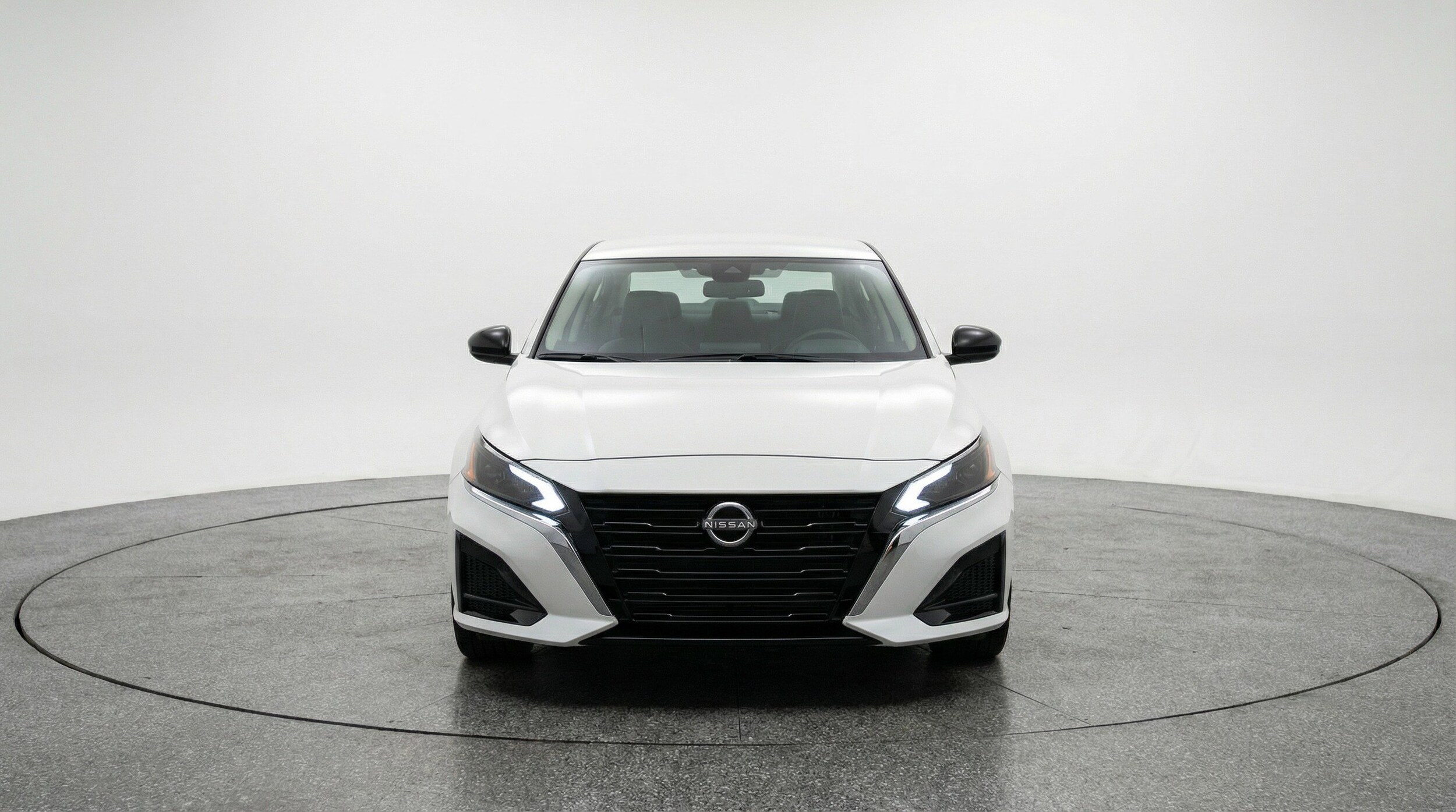 Thumbnail: 2025 Nissan Altima - 2