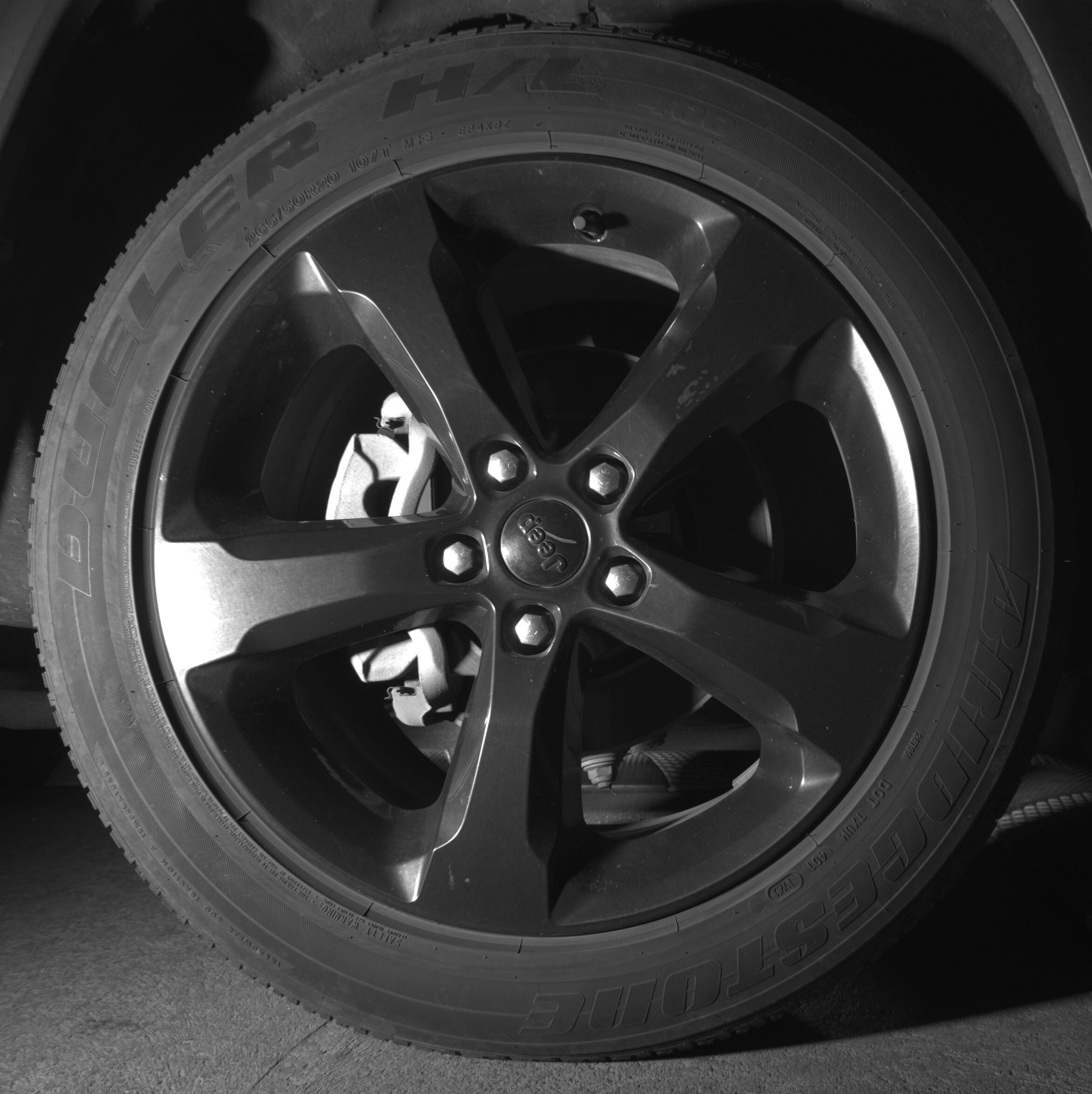 Thumbnail: 2023 Jeep Grand Cherokee - 10