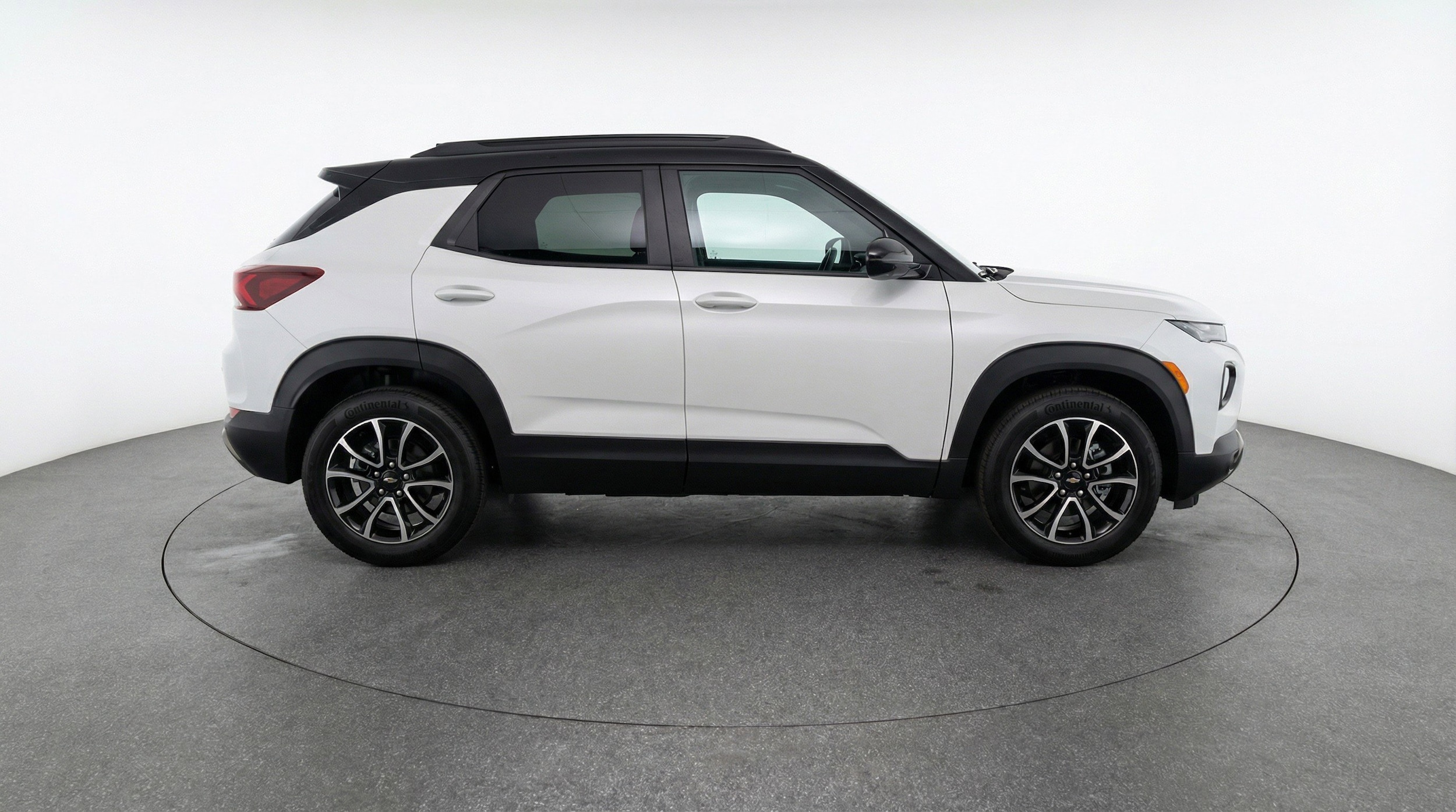Thumbnail: 2025 Chevrolet TrailBlazer - 11