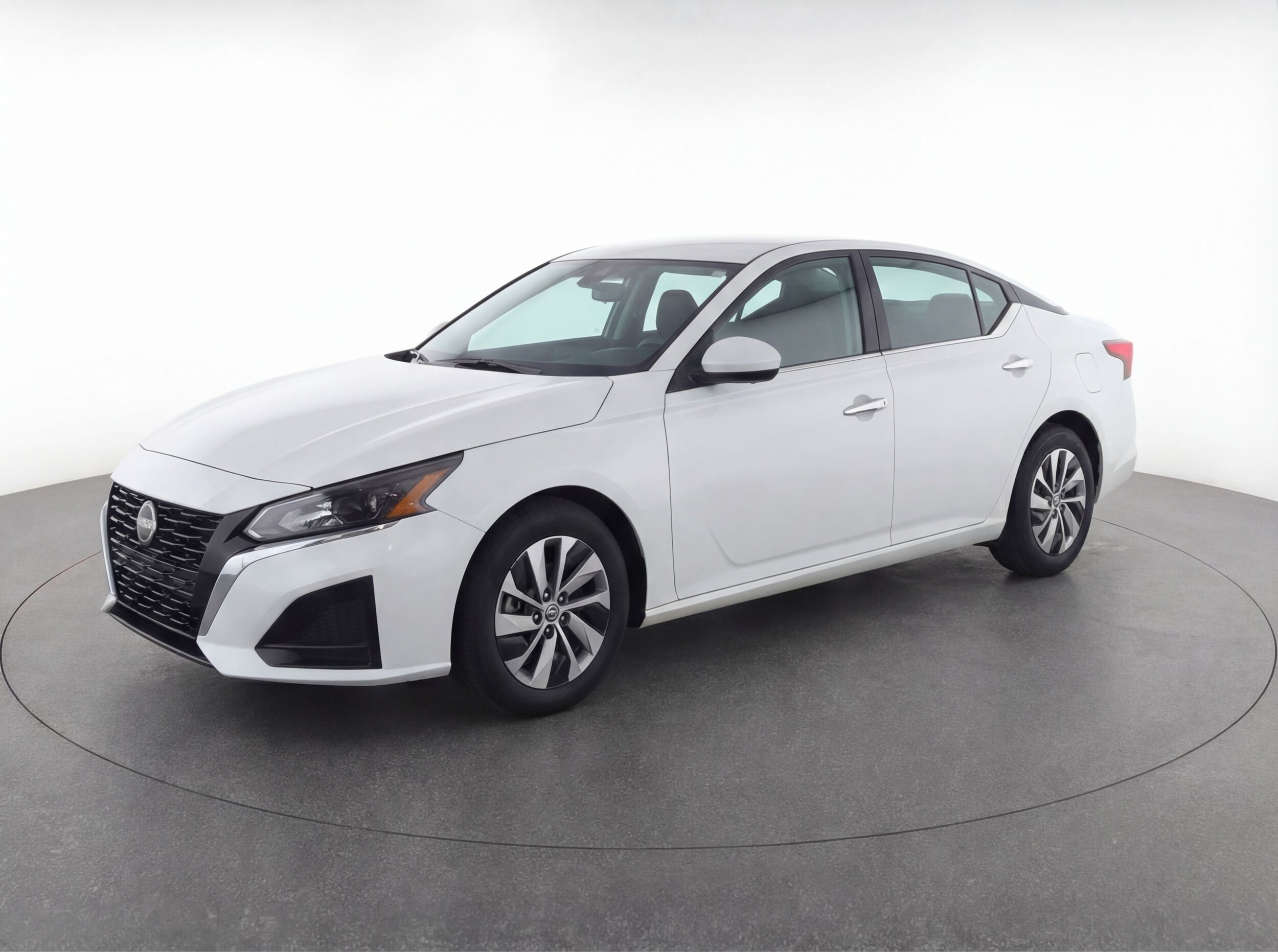 Thumbnail: 2023 Nissan Altima - 3