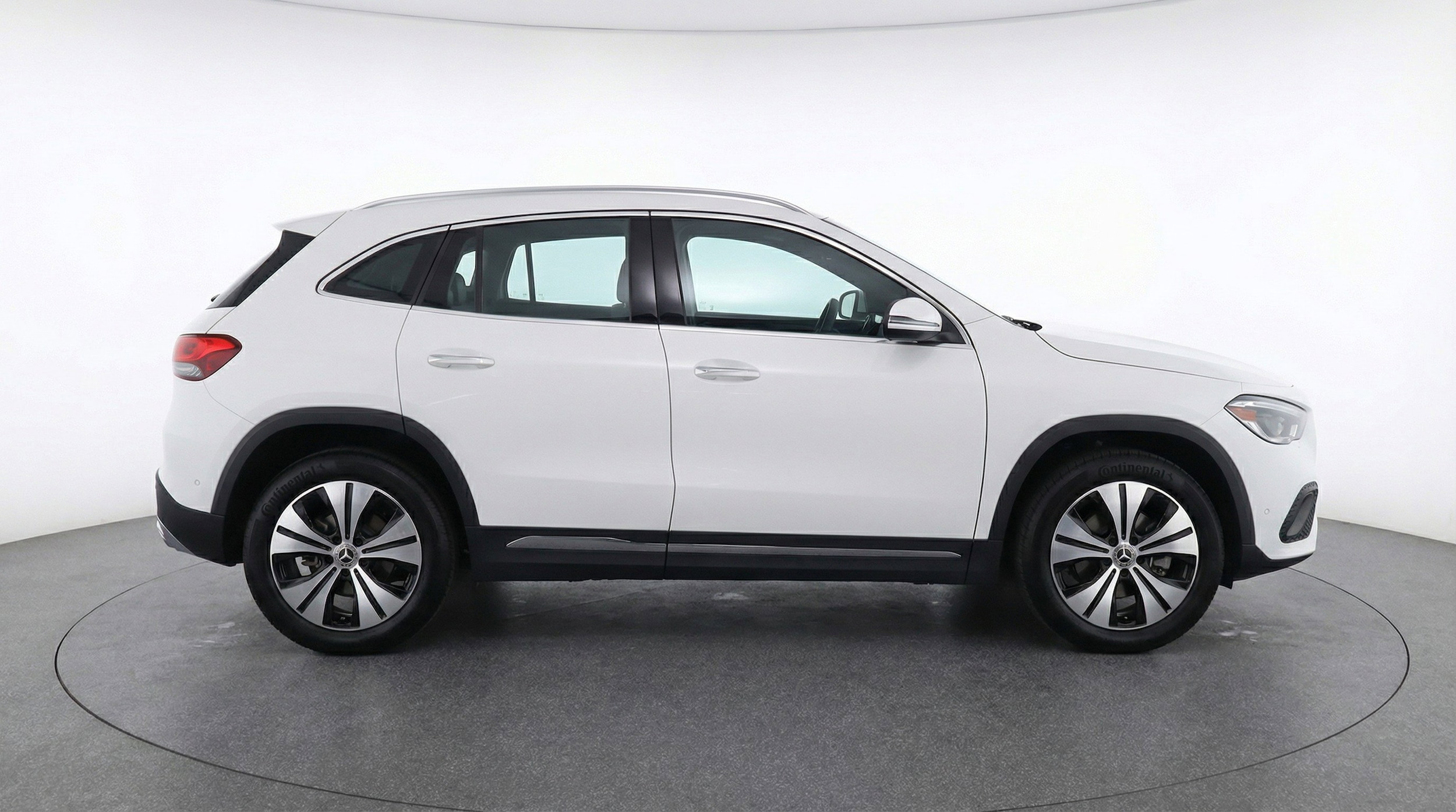 Thumbnail: 2025 Mercedes-Benz GLA - 11