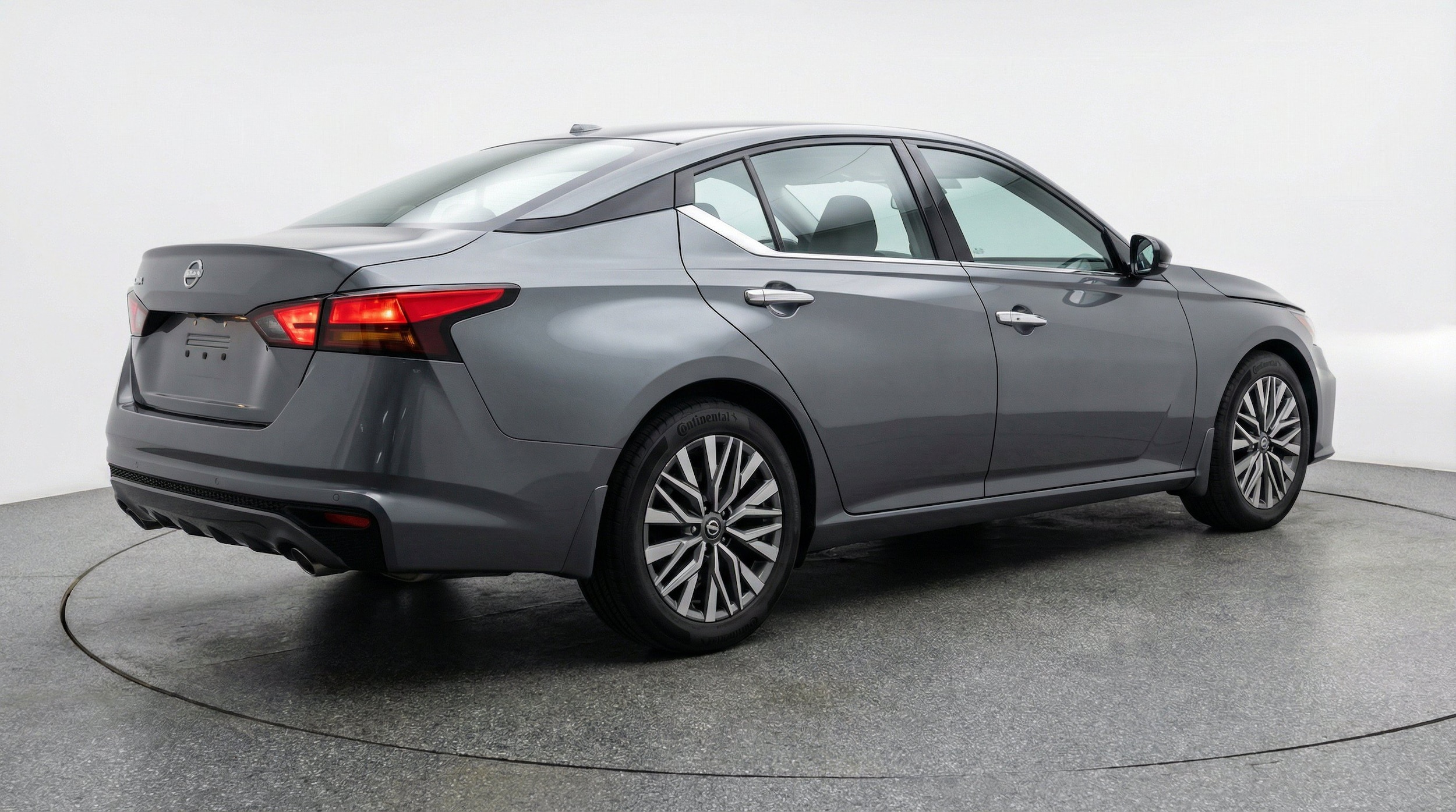 Thumbnail: 2025 Nissan Altima - 9