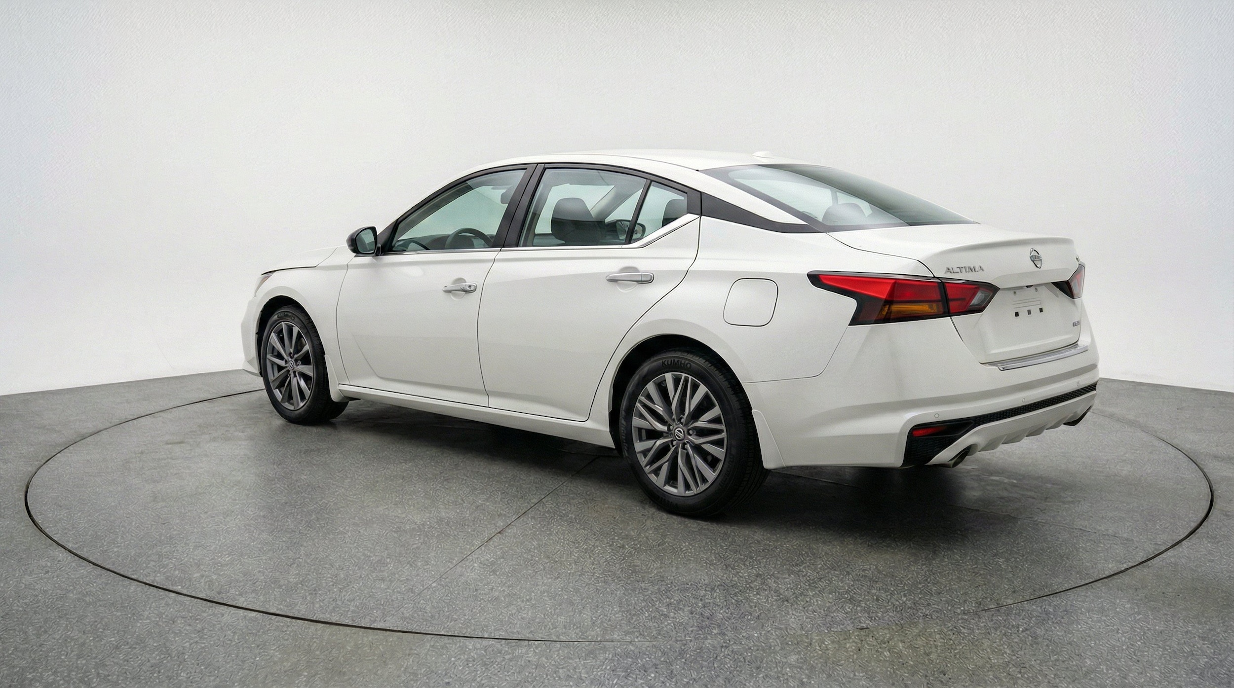 Thumbnail: 2025 Nissan Altima - 6