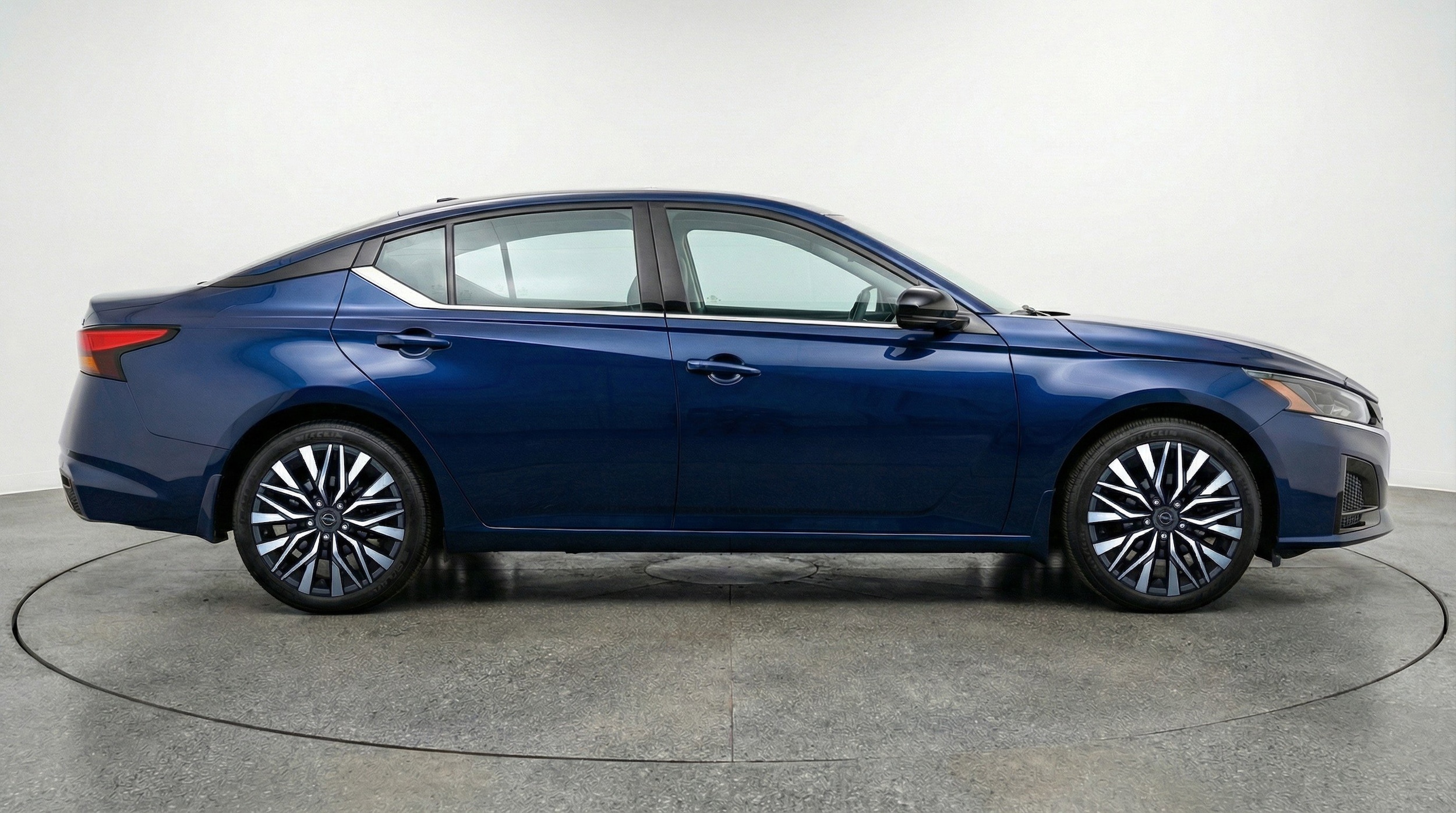 Thumbnail: 2025 Nissan Altima - 11