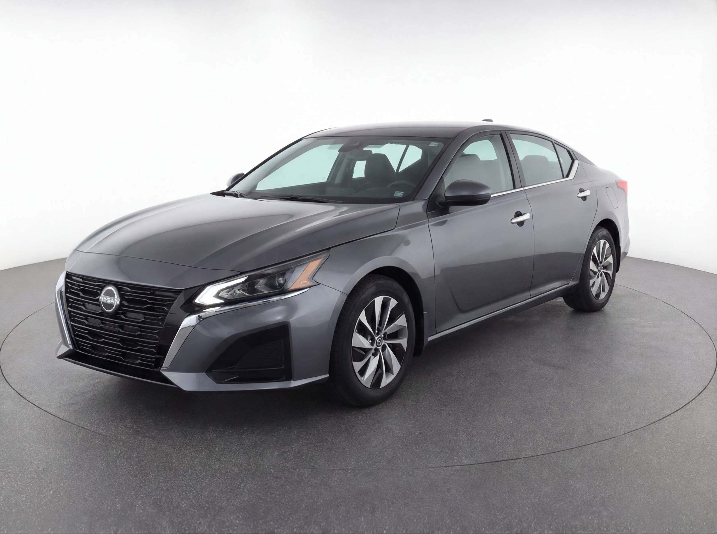 Thumbnail: 2023 Nissan Altima - 3