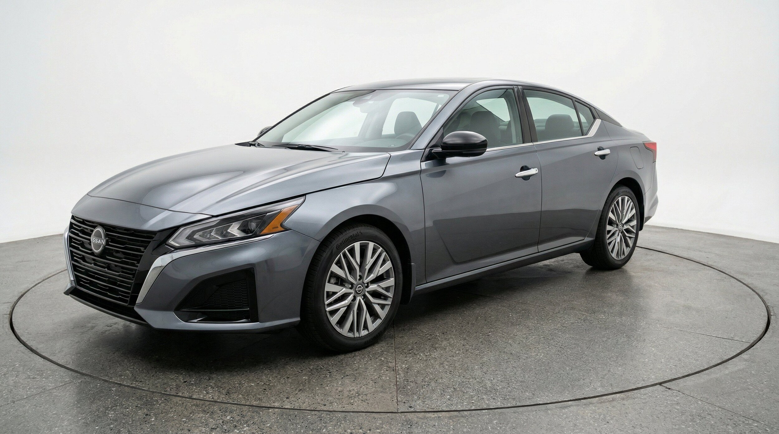 Thumbnail: 2025 Nissan Altima - 3