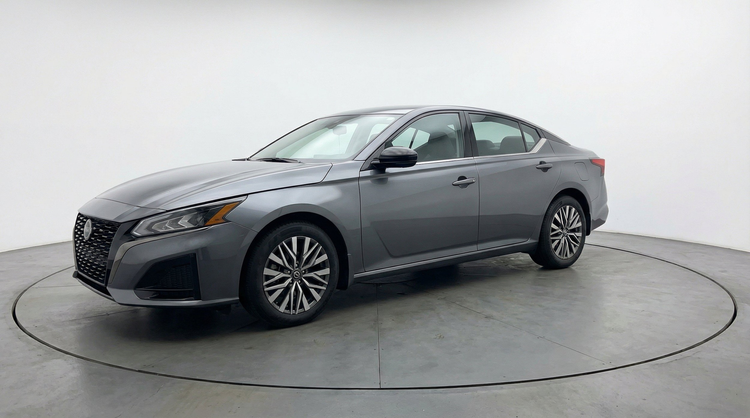 Thumbnail: 2025 Nissan Altima - 3