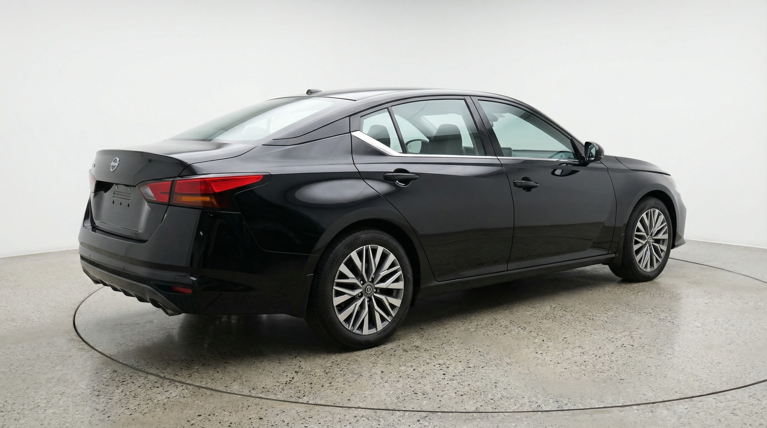 Thumbnail: 2025 Nissan Altima - 7