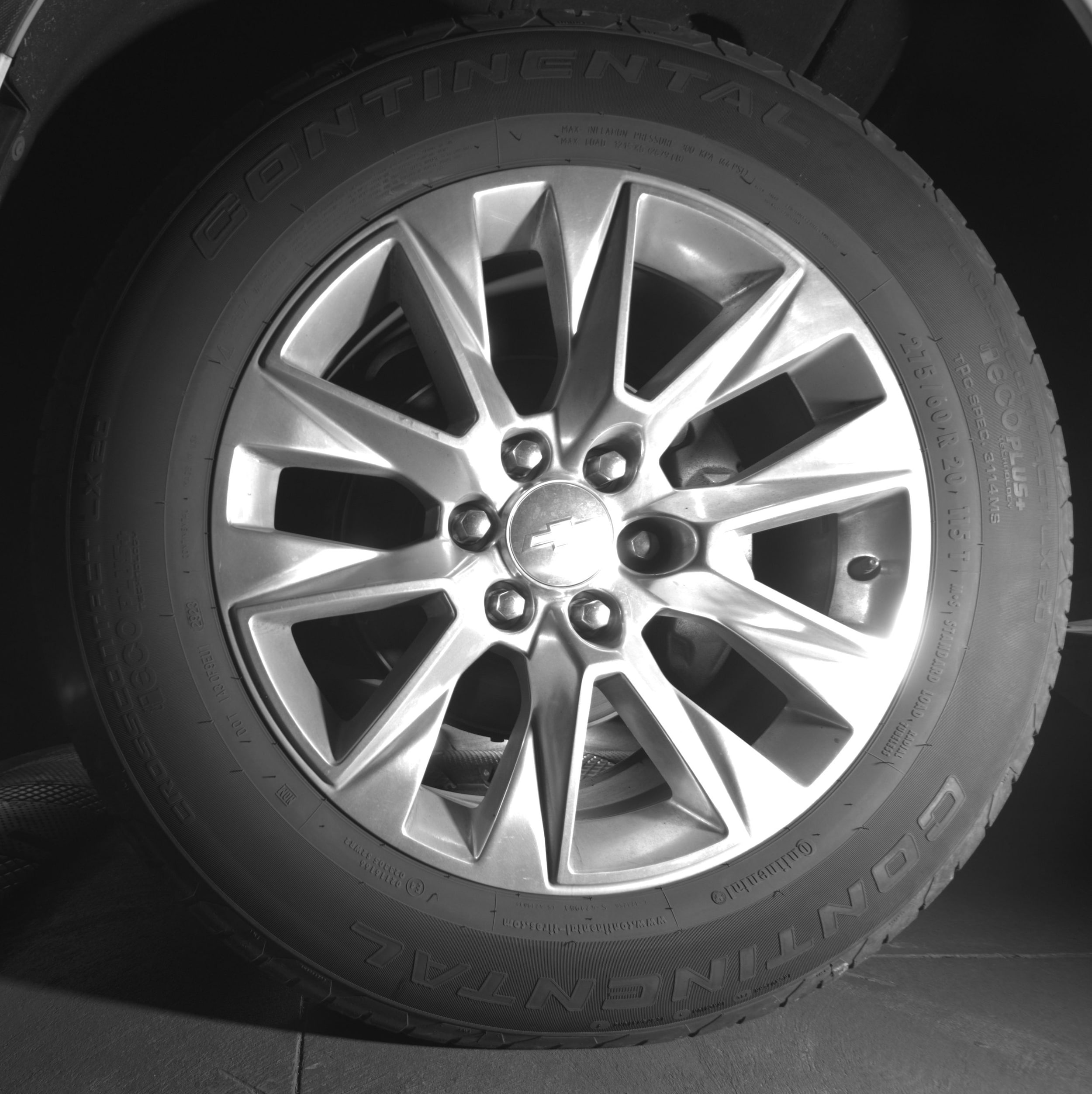 Thumbnail: 2023 Chevrolet Tahoe - 9