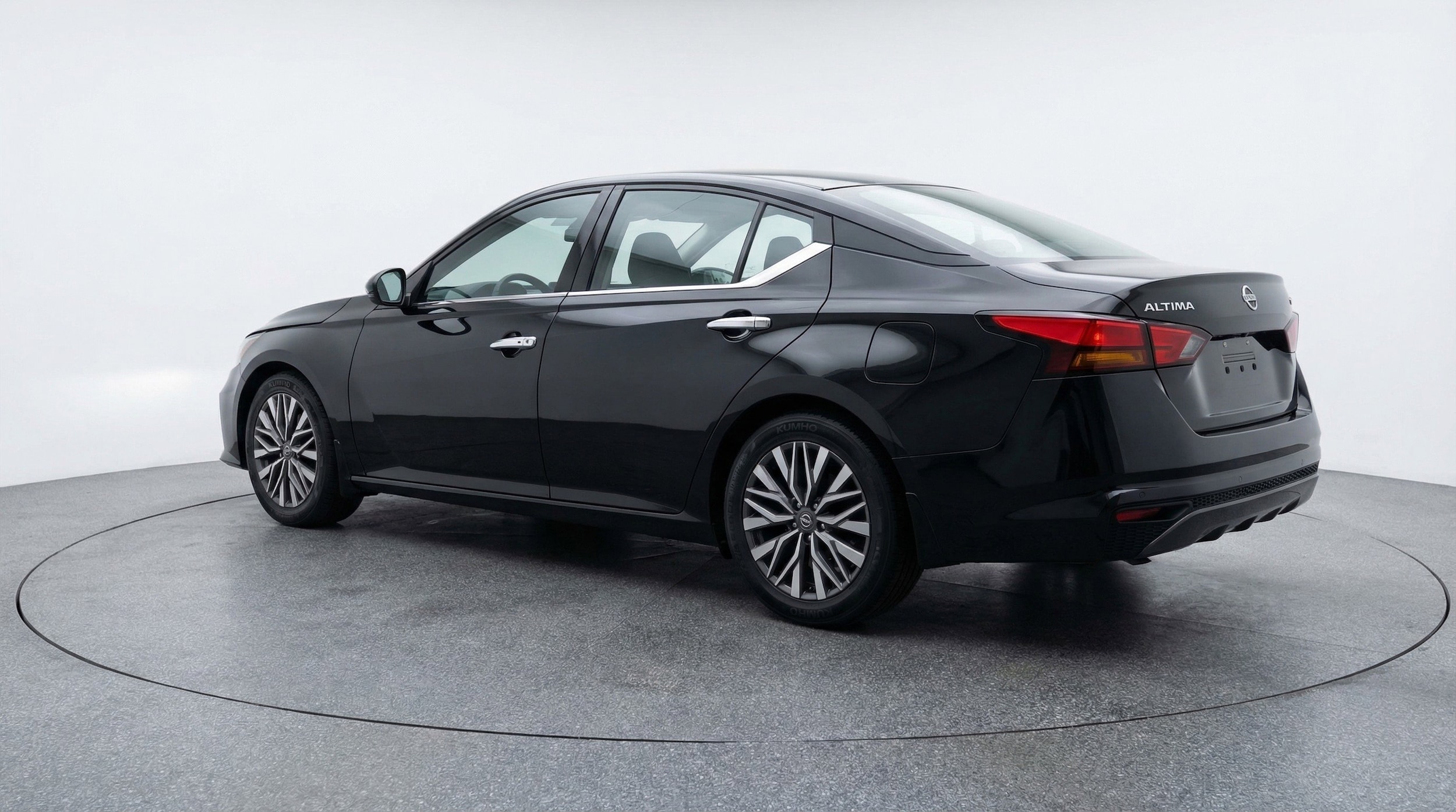 Thumbnail: 2025 Nissan Altima - 6