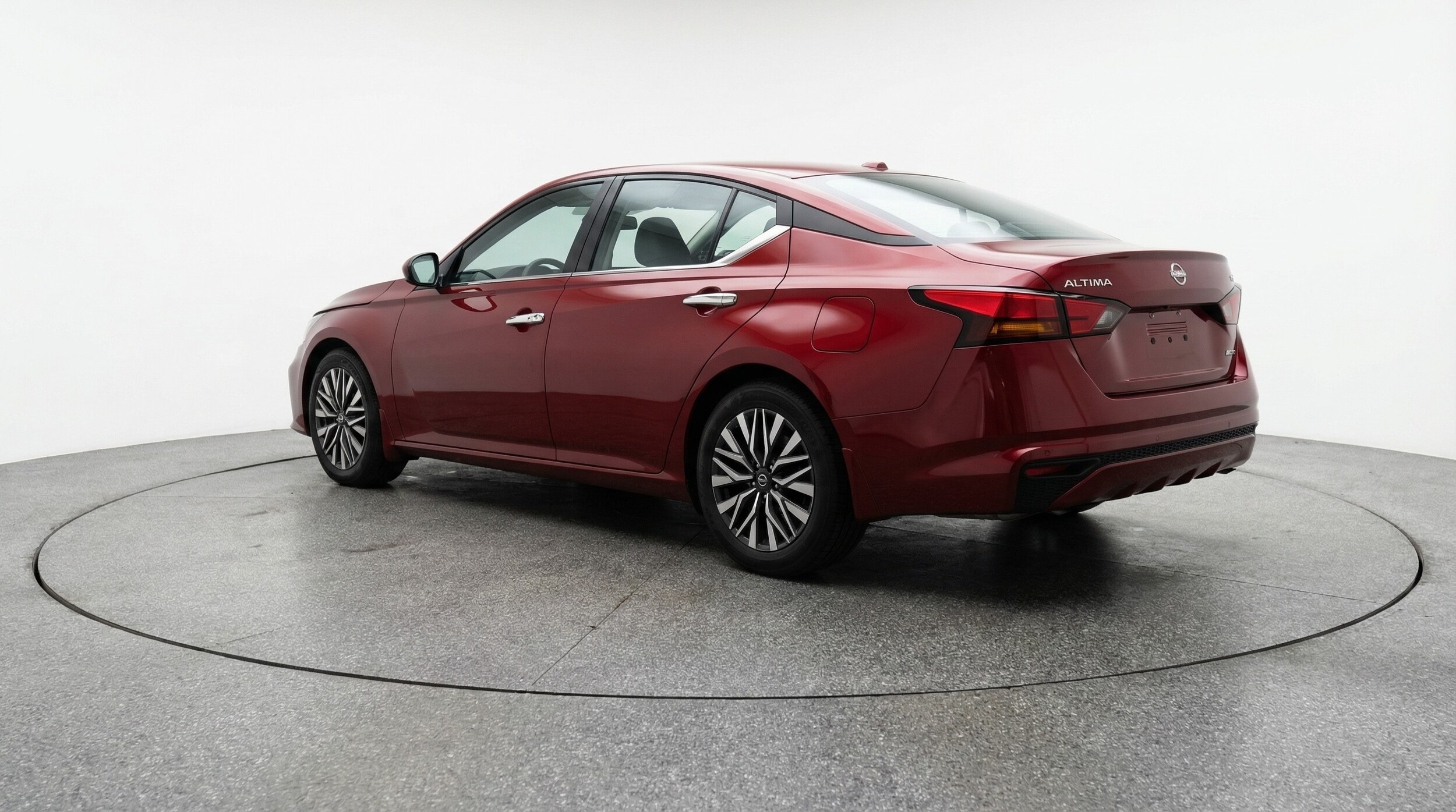 Thumbnail: 2025 Nissan Altima - 5