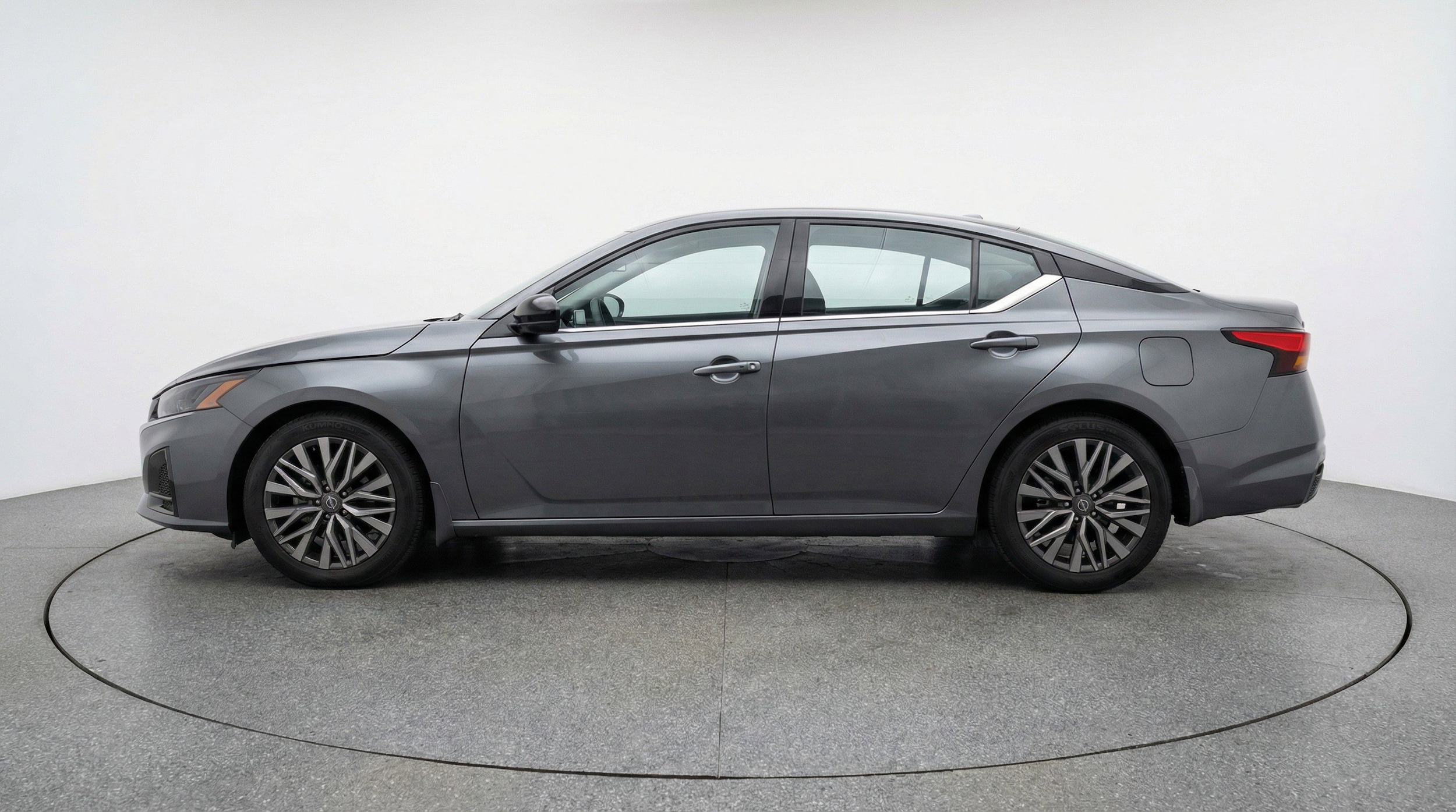 Thumbnail: 2025 Nissan Altima - 5
