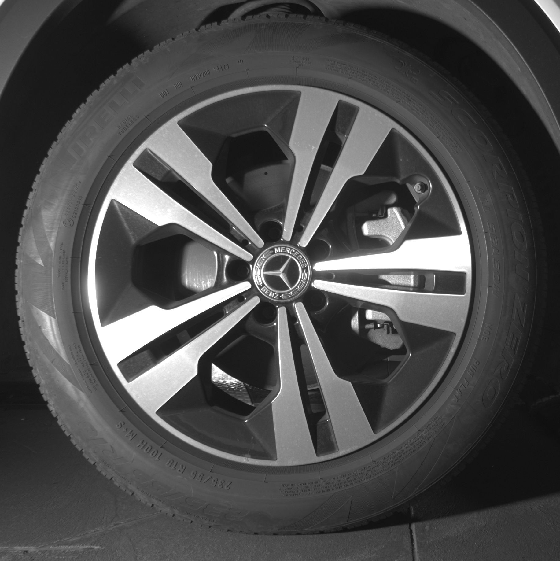 Thumbnail: 2024 Mercedes-Benz GLB - 10