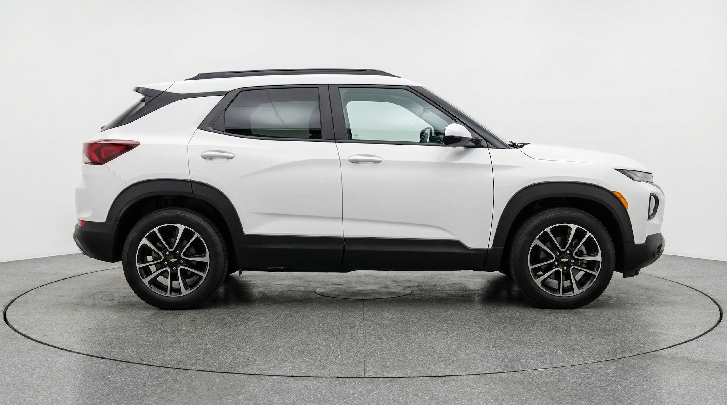 Thumbnail: 2025 Chevrolet TrailBlazer - 8