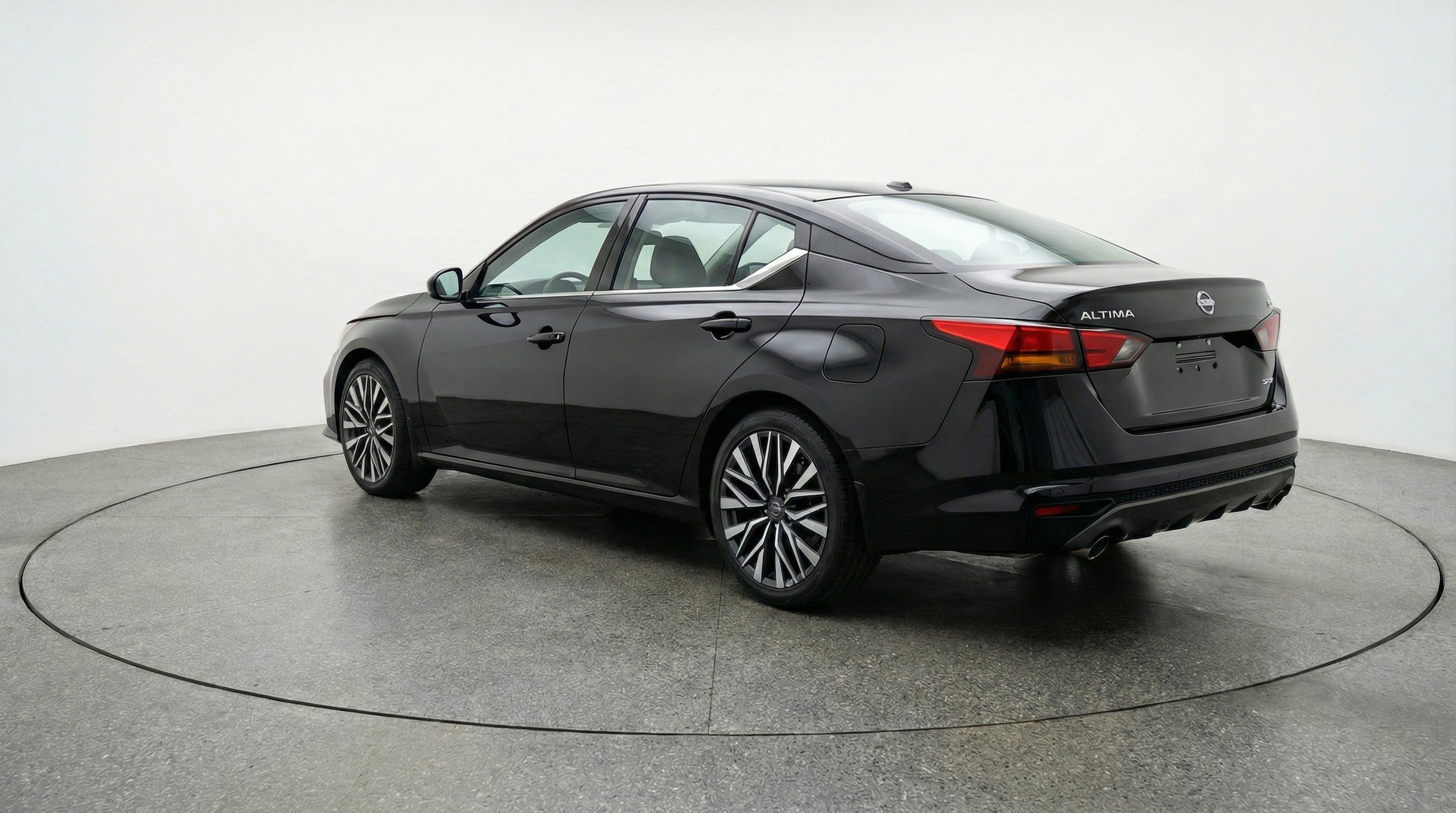 Thumbnail: 2025 Nissan Altima - 6