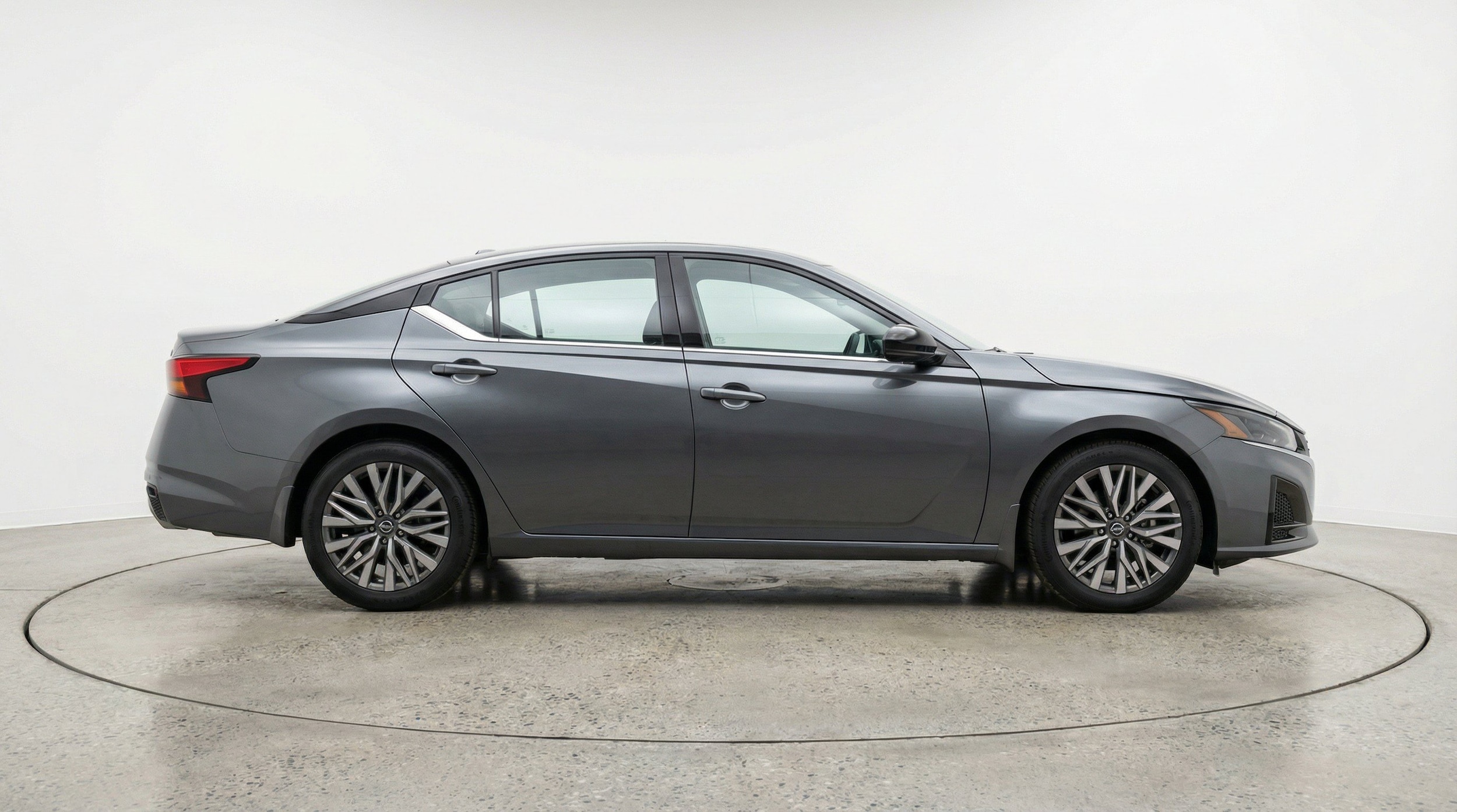 Thumbnail: 2025 Nissan Altima - 10
