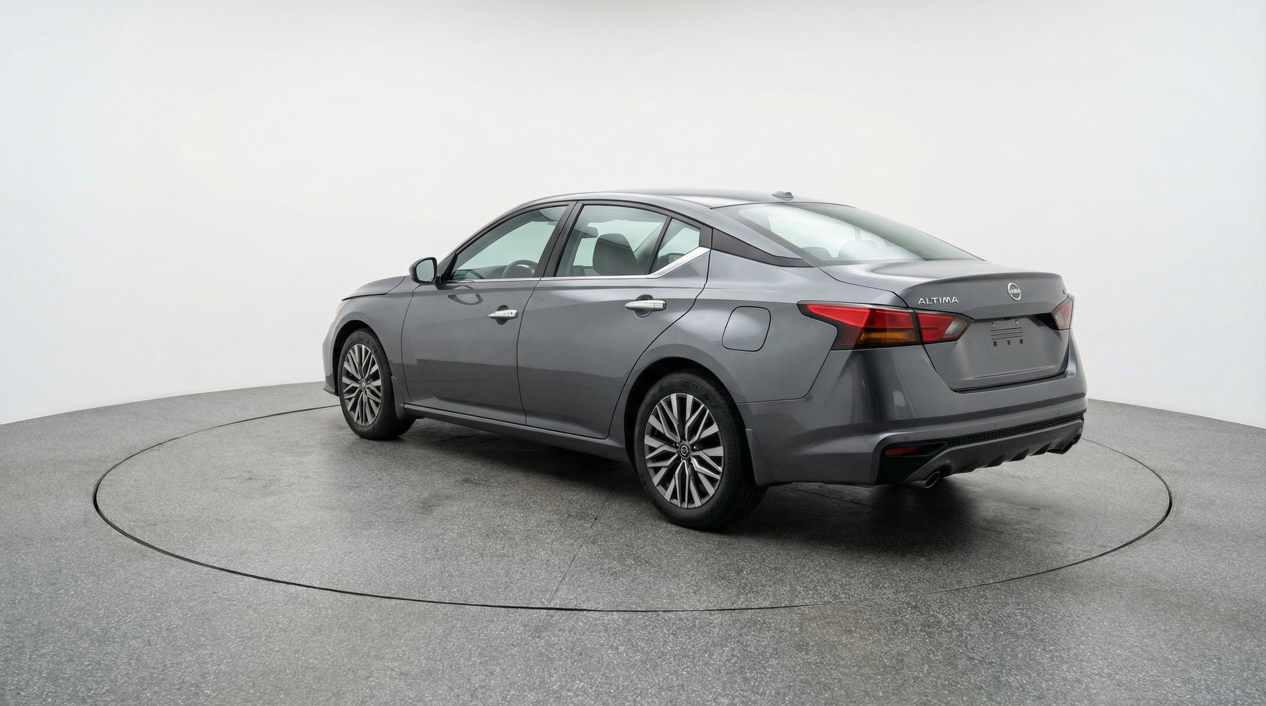 Thumbnail: 2025 Nissan Altima - 6