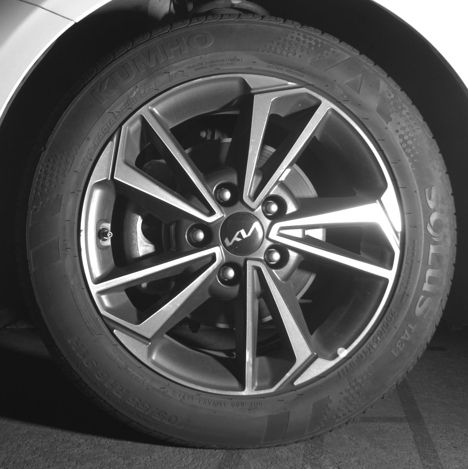 Thumbnail: 2024 Kia Forte - 14