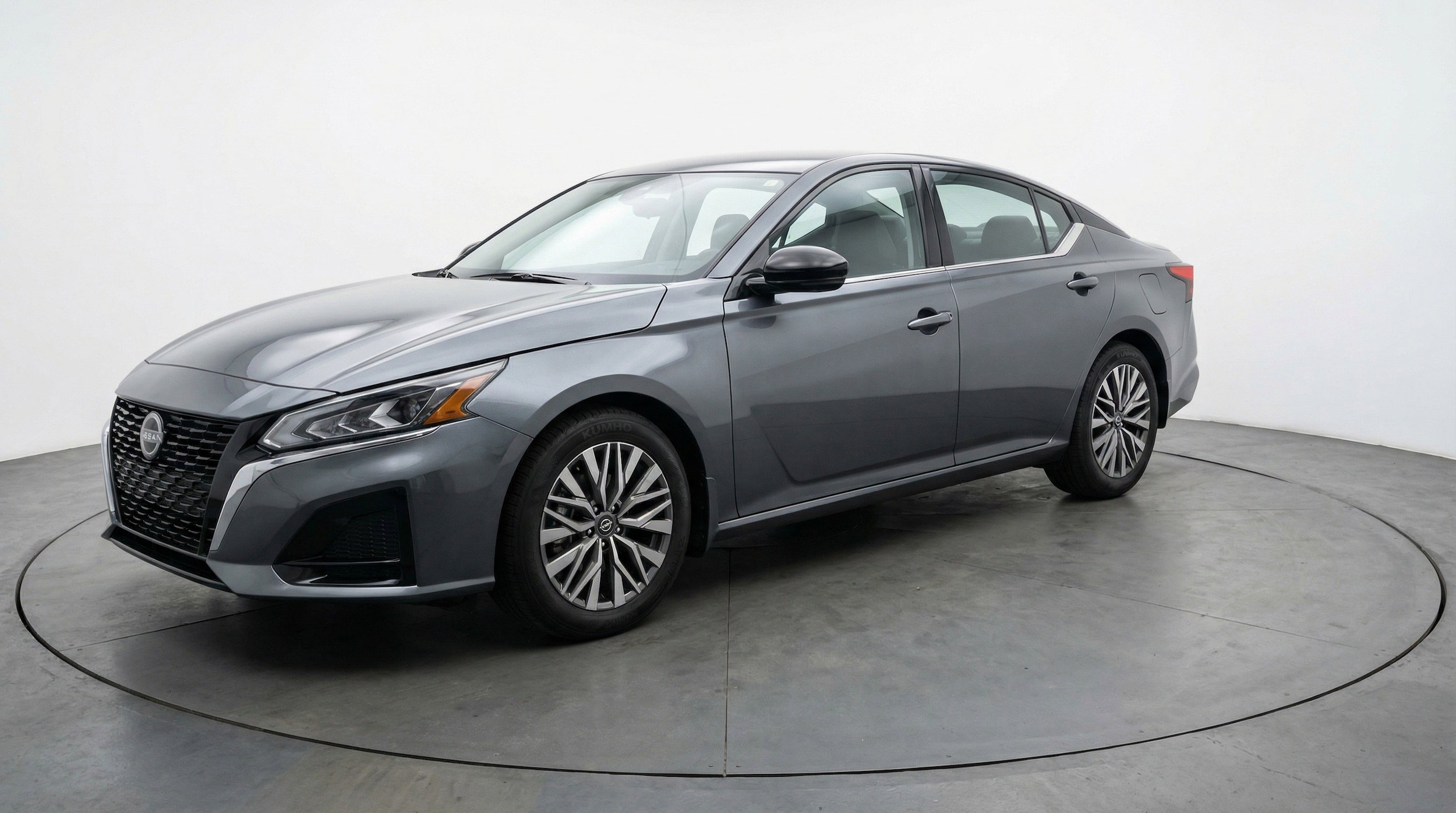 Thumbnail: 2025 Nissan Altima - 3
