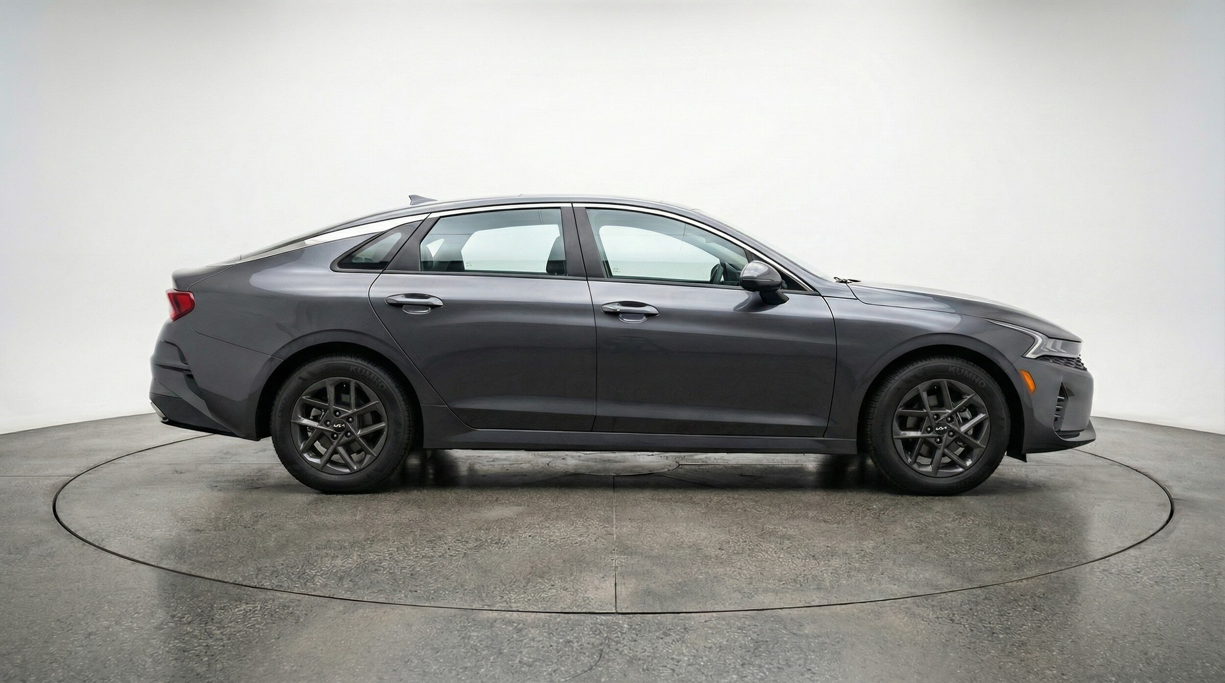 Thumbnail: 2025 Kia K5 - 8