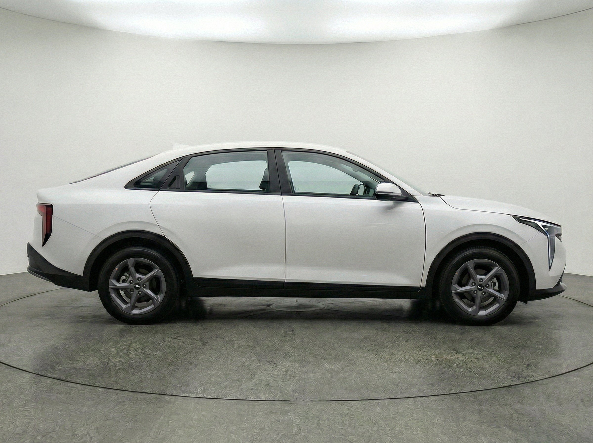 Thumbnail: 2025 Kia K4 - 10