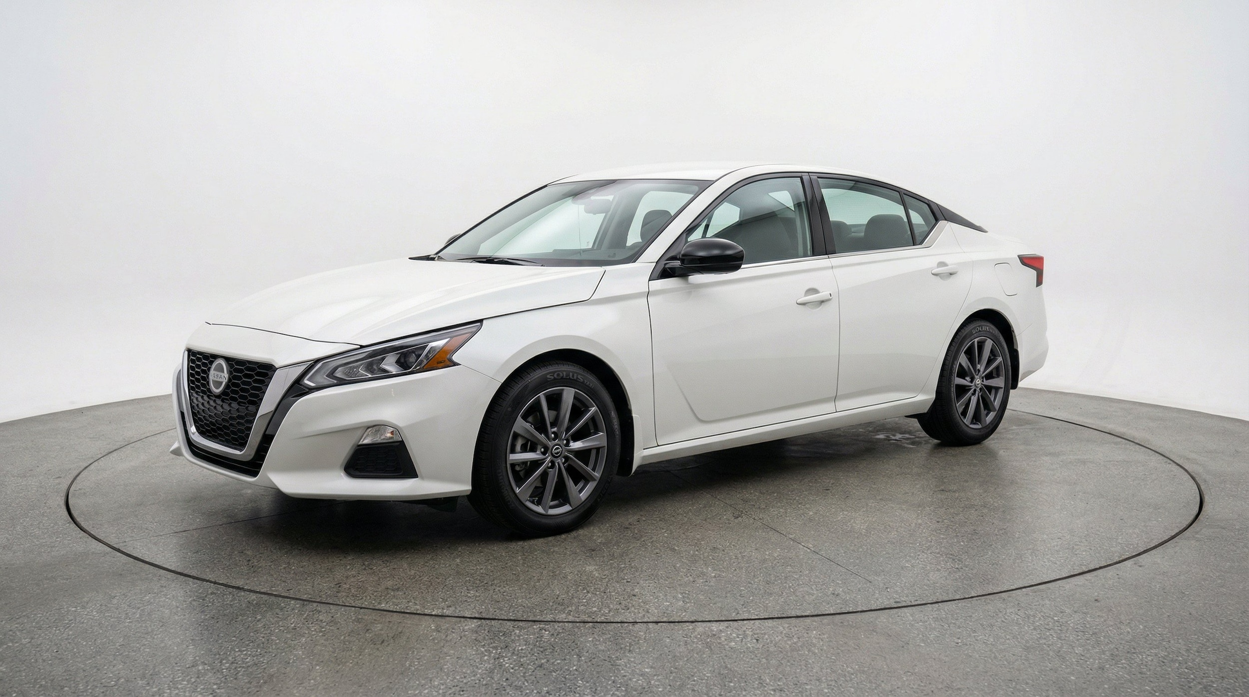 Thumbnail: 2025 Nissan Altima - 3