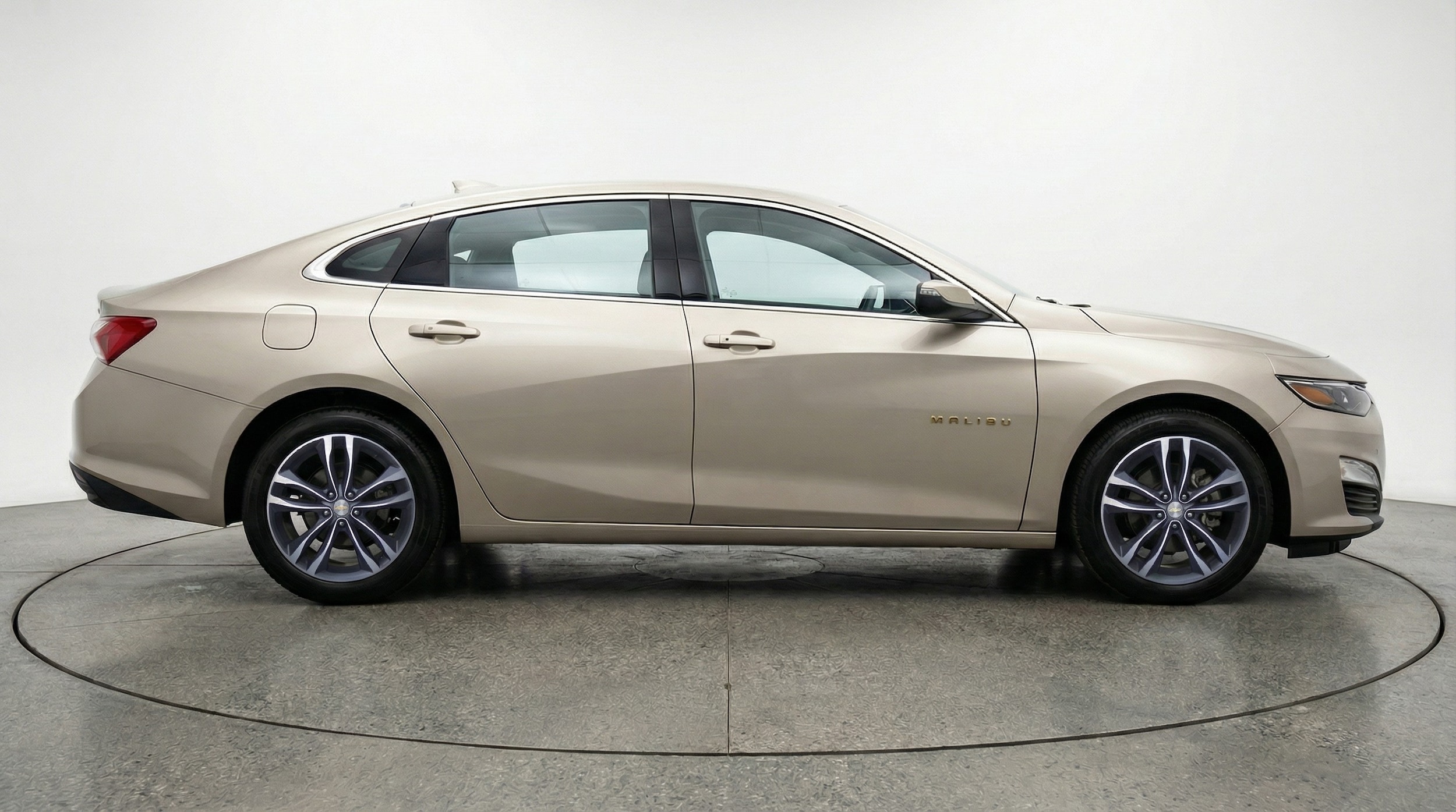 Thumbnail: 2024 Chevrolet Malibu - 8