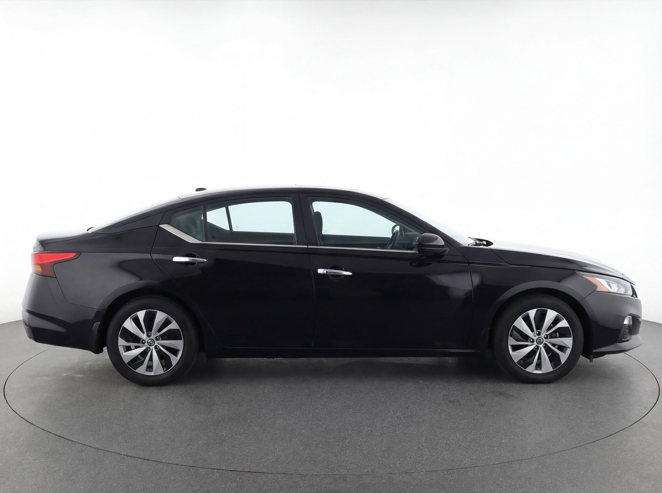 Thumbnail: 2023 Nissan Altima - 11