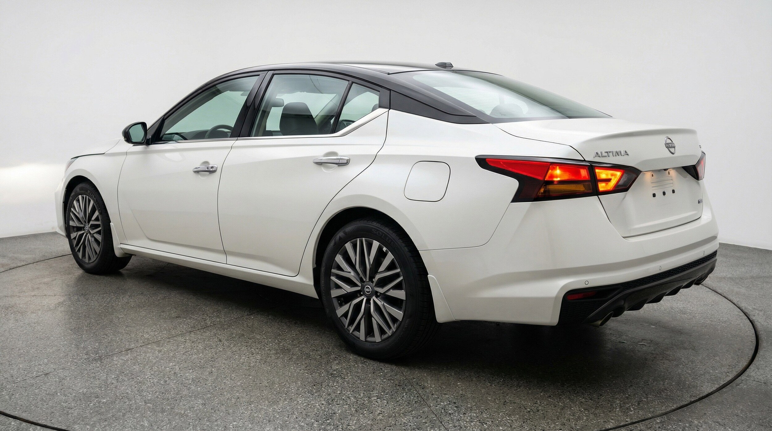 Thumbnail: 2025 Nissan Altima - 6