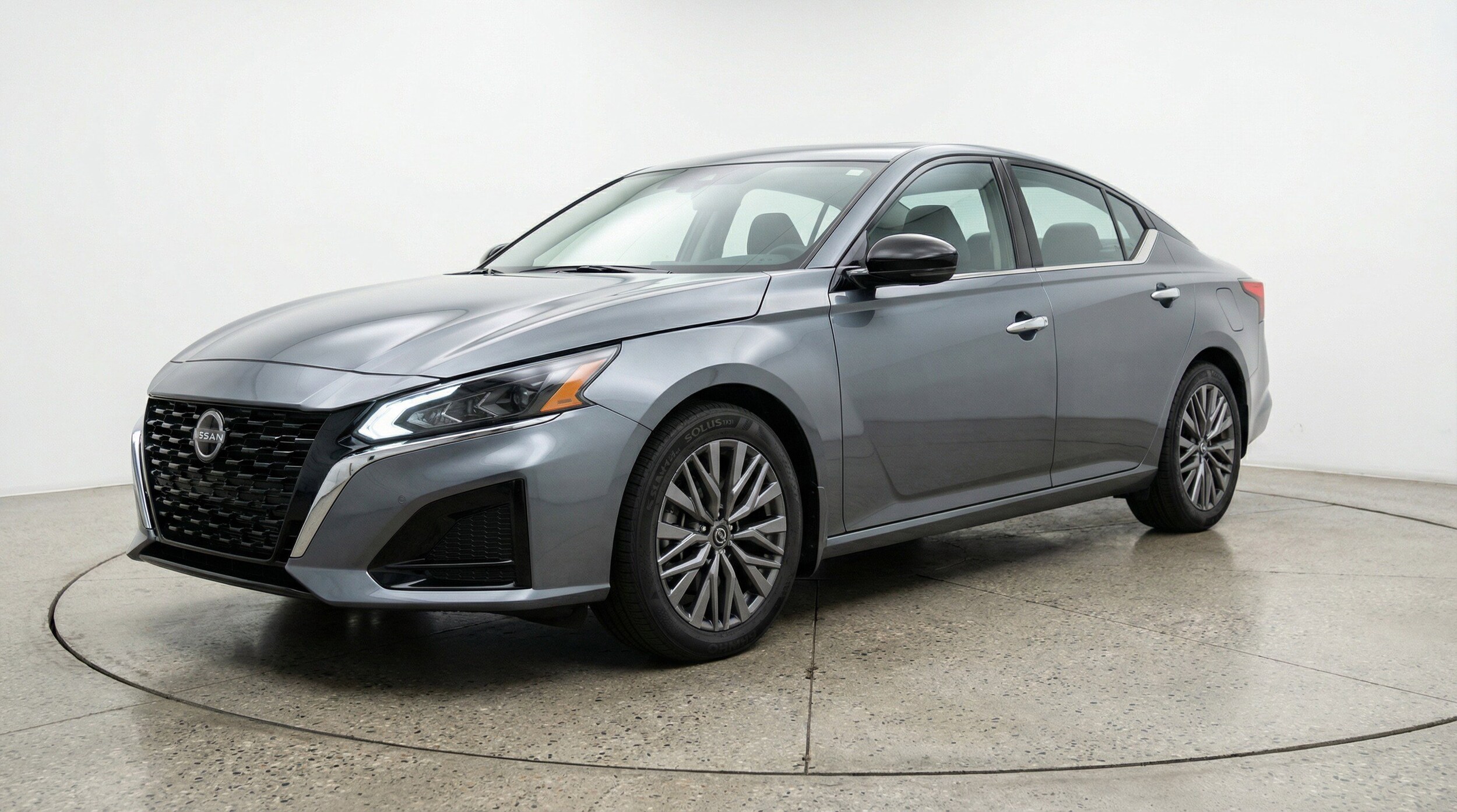 Thumbnail: 2025 Nissan Altima - 3