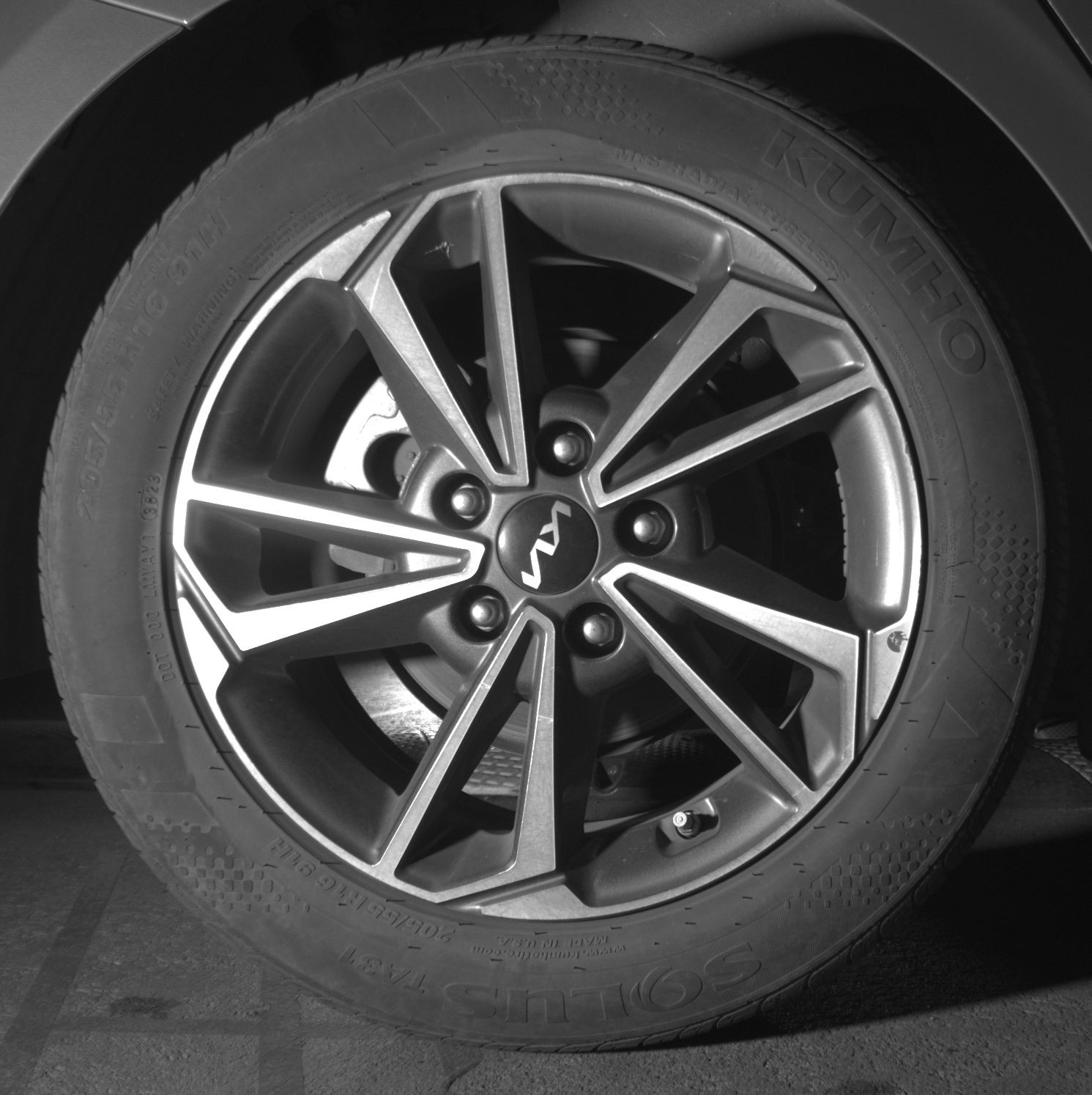 Thumbnail: 2024 Kia Forte - 17