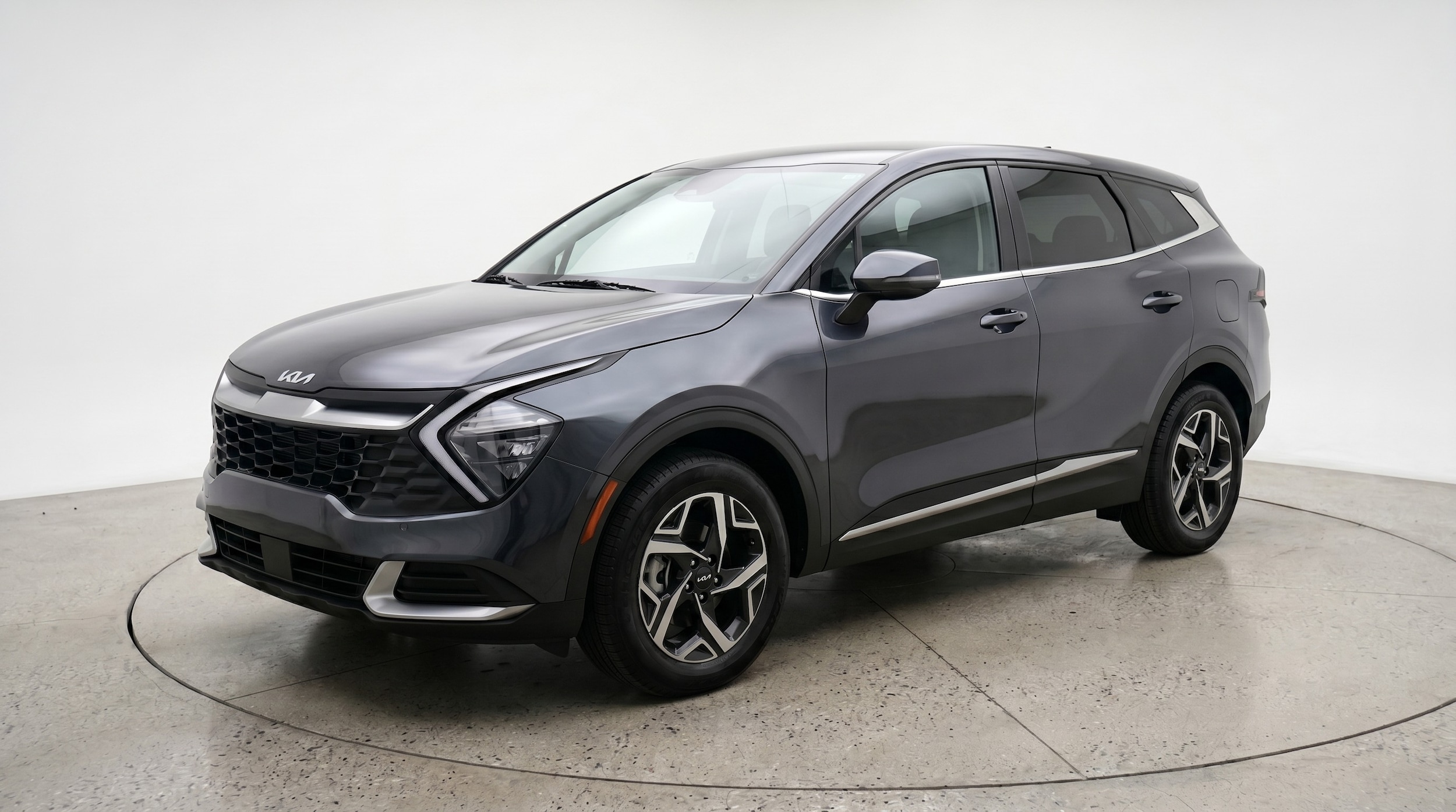 Thumbnail: 2025 Kia Sportage - 3