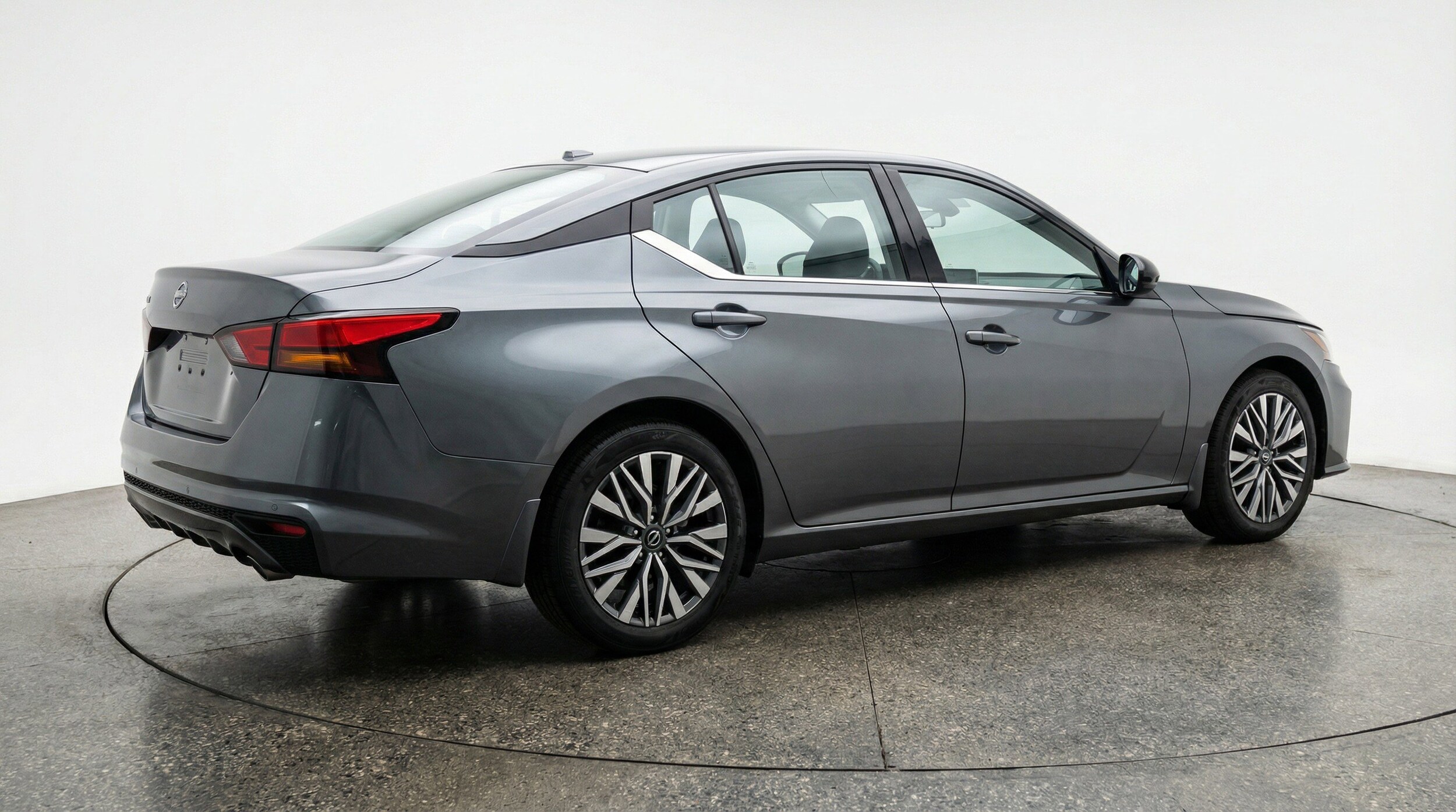 Thumbnail: 2025 Nissan Altima - 9