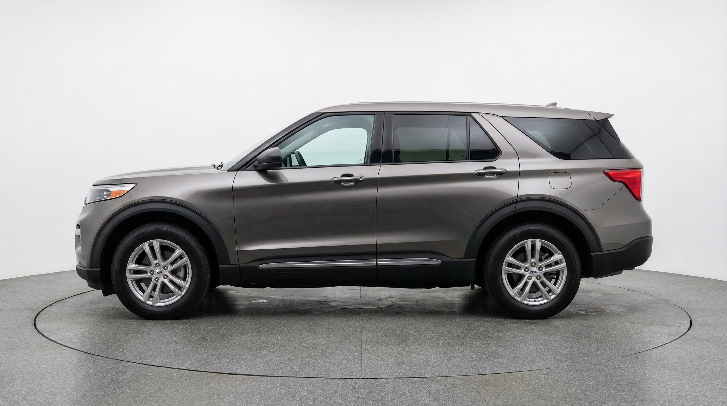 Thumbnail: 2024 Ford Explorer - 5