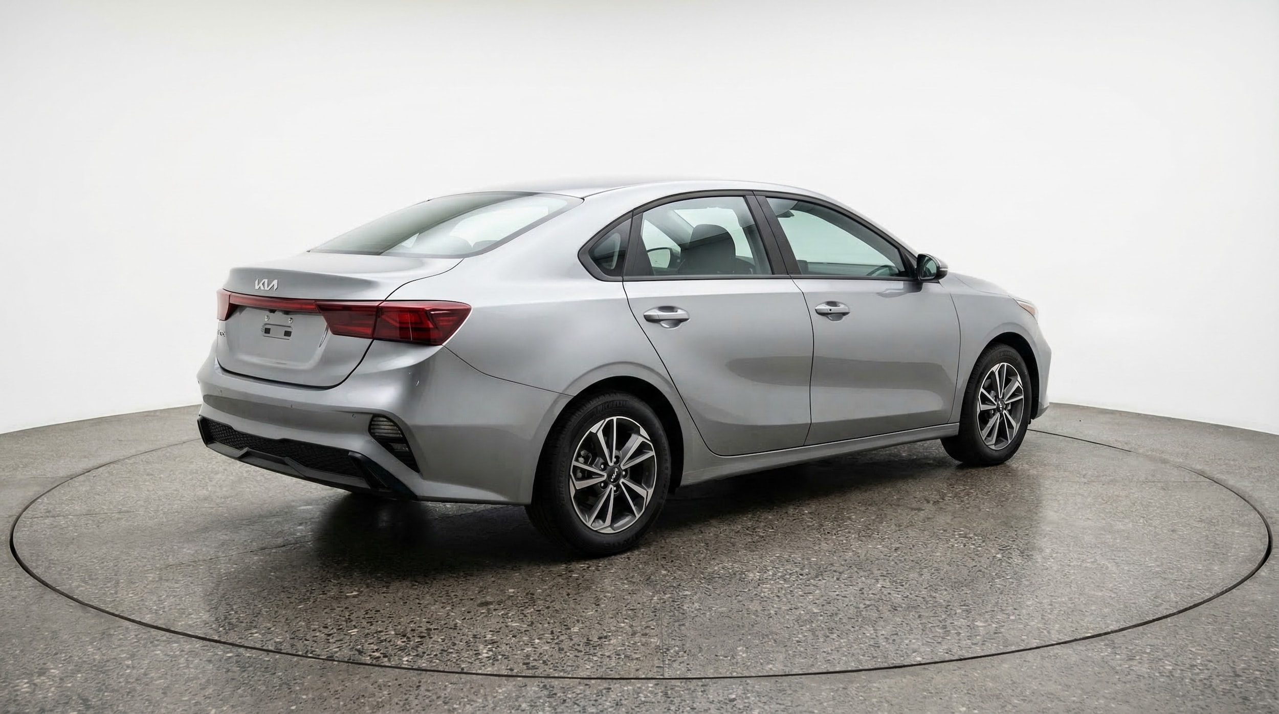 Thumbnail: 2024 Kia Forte - 7