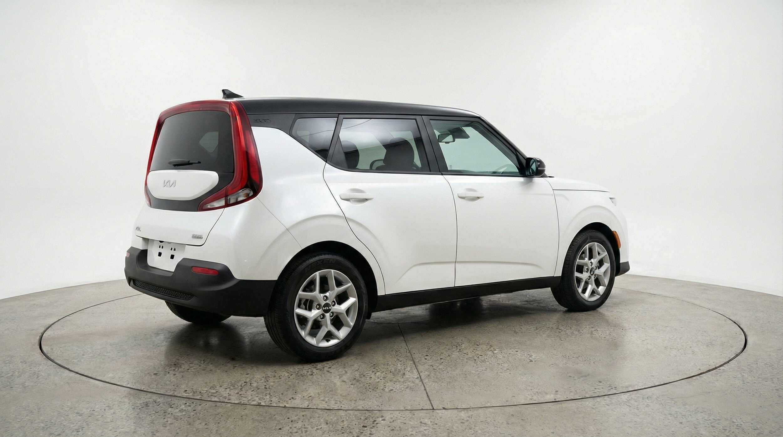 Thumbnail: 2025 Kia Soul - 9