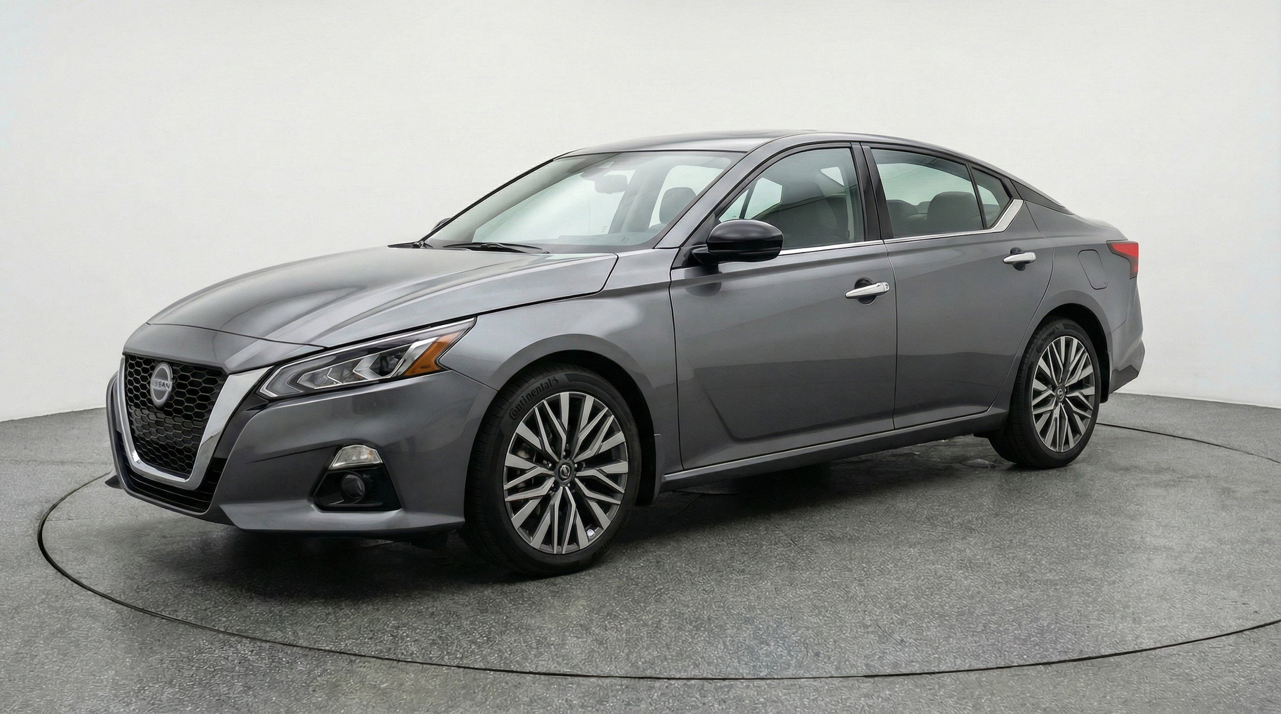 Thumbnail: 2025 Nissan Altima - 3